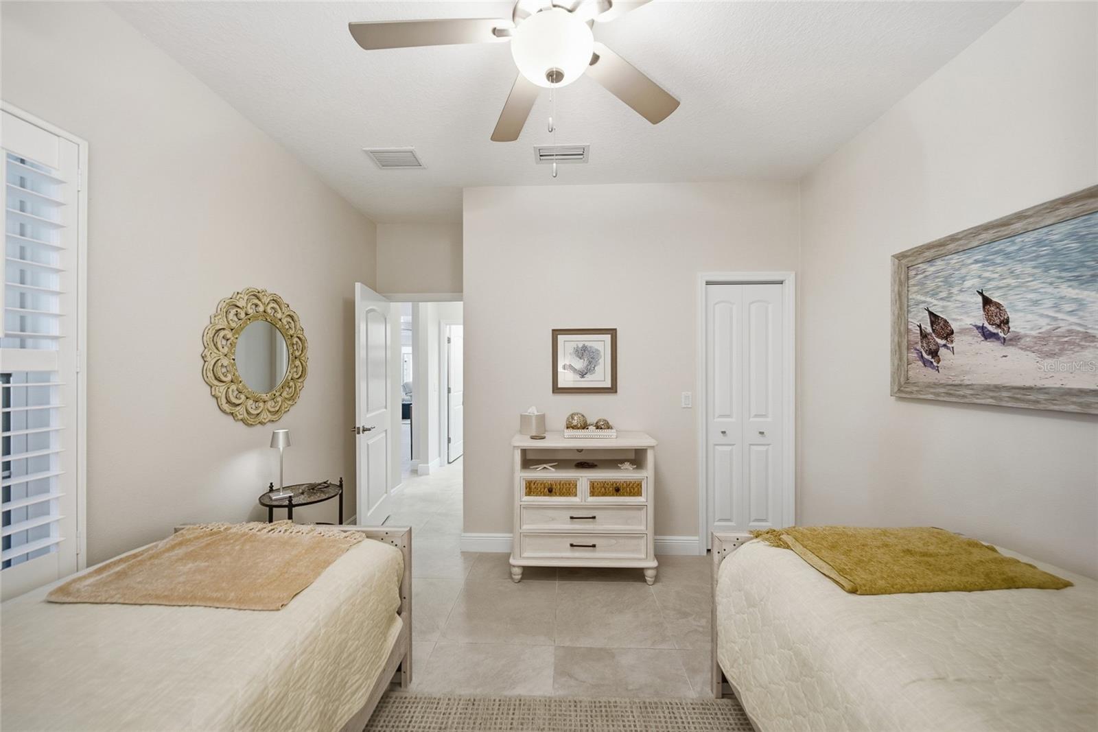 Image 24 of 45 For 7205 Costa Bella Drive