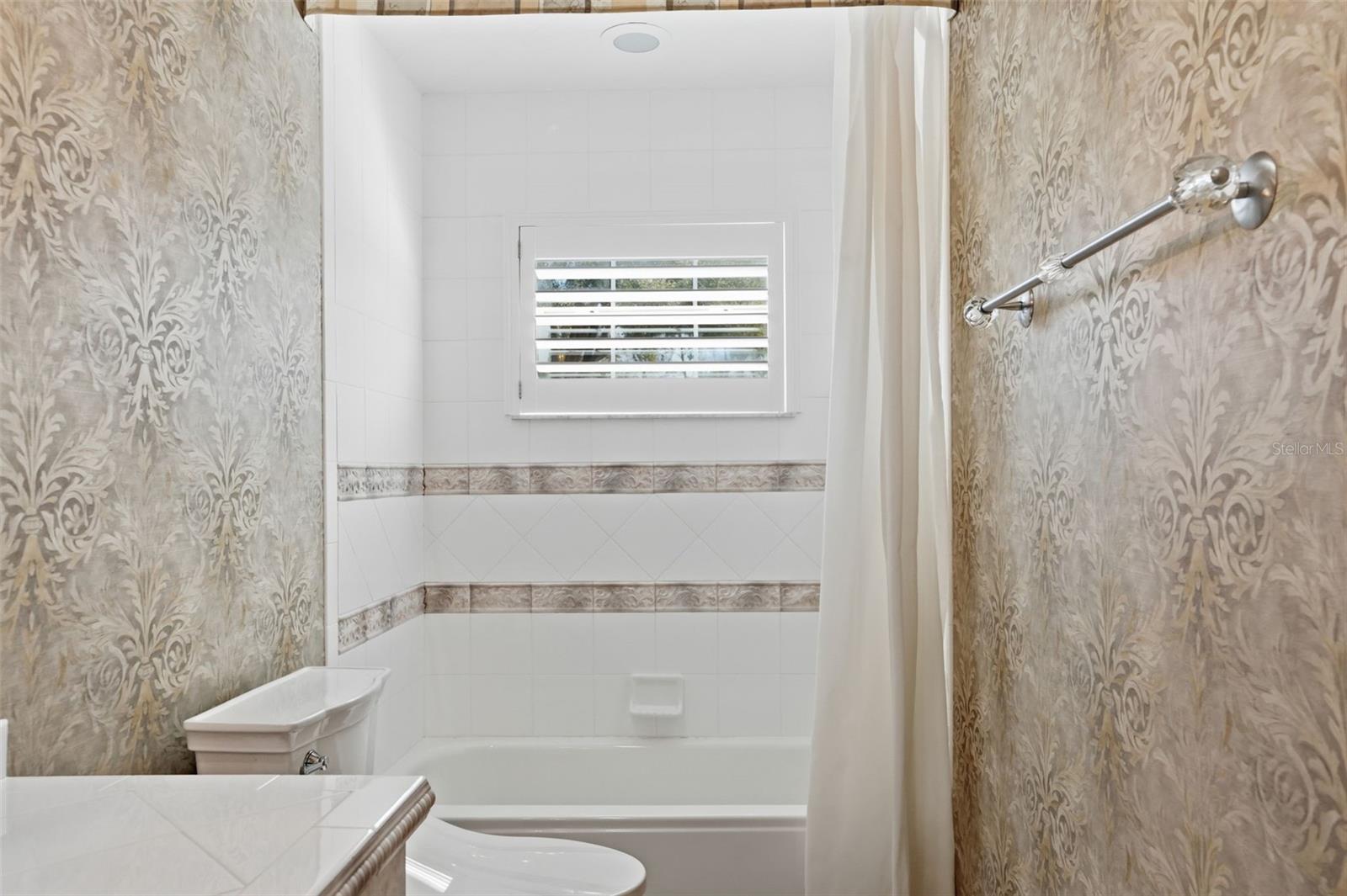 Image 52 of 99 For 7275 Crystal Spring Run