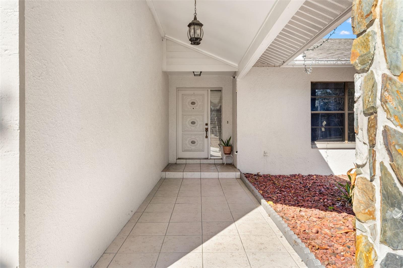 Image 13 of 57 For 18723 Floralton Drive