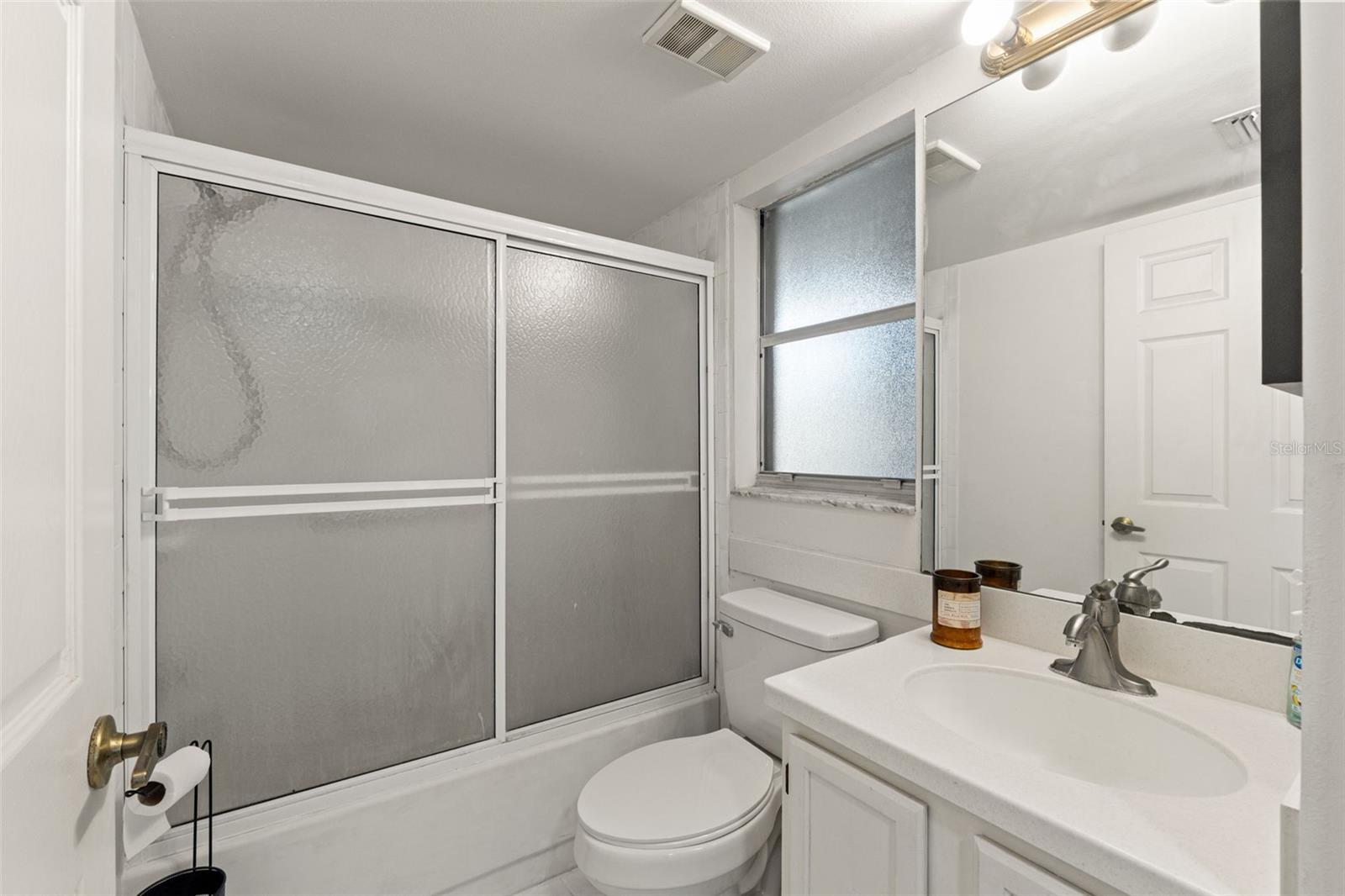 Image 20 of 31 For 4515 Whitton Way 124