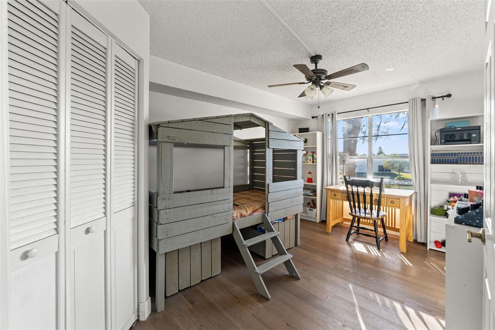 Image 21 of 31 For 4515 Whitton Way 124