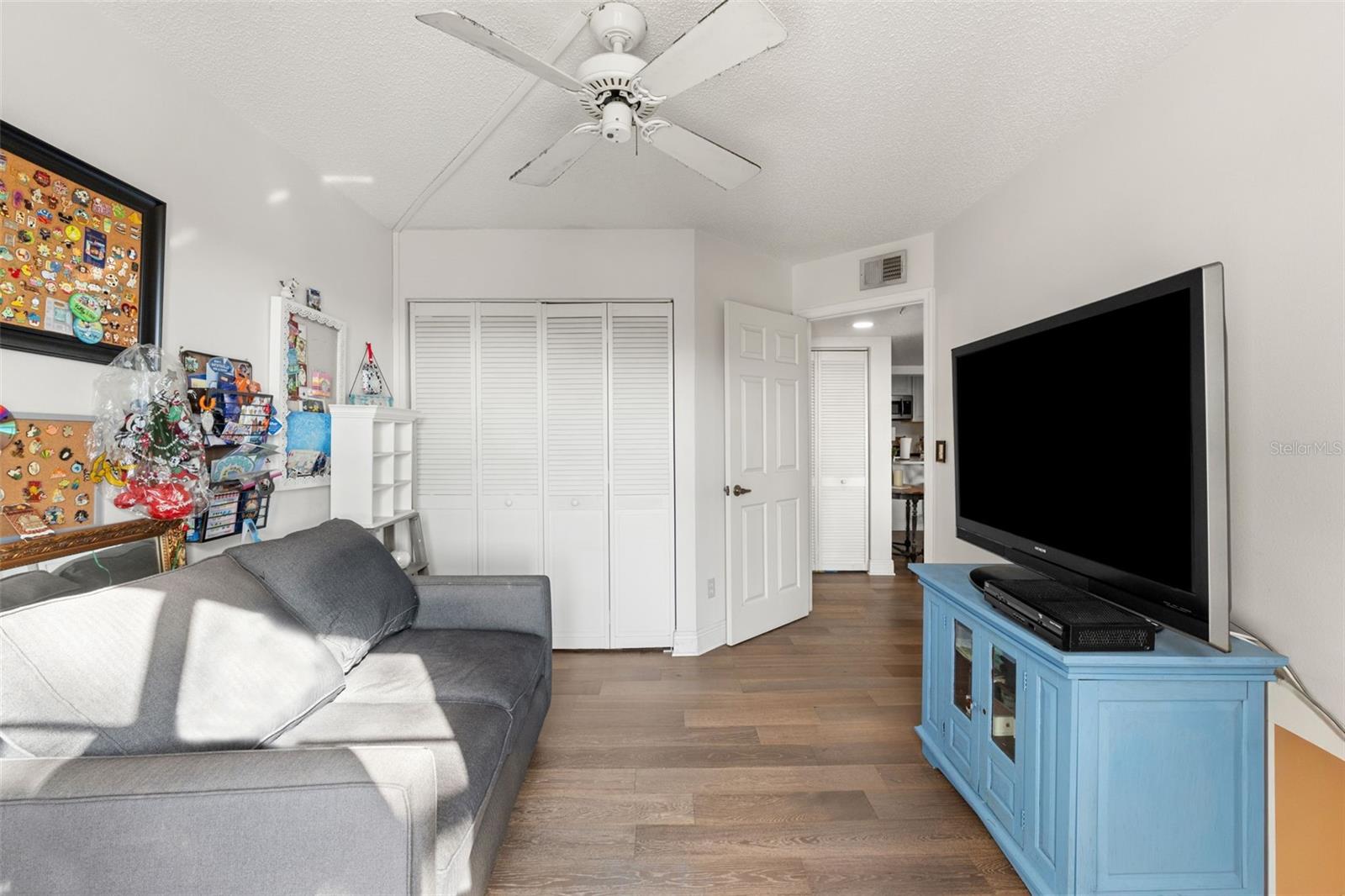 Image 25 of 31 For 4515 Whitton Way 124