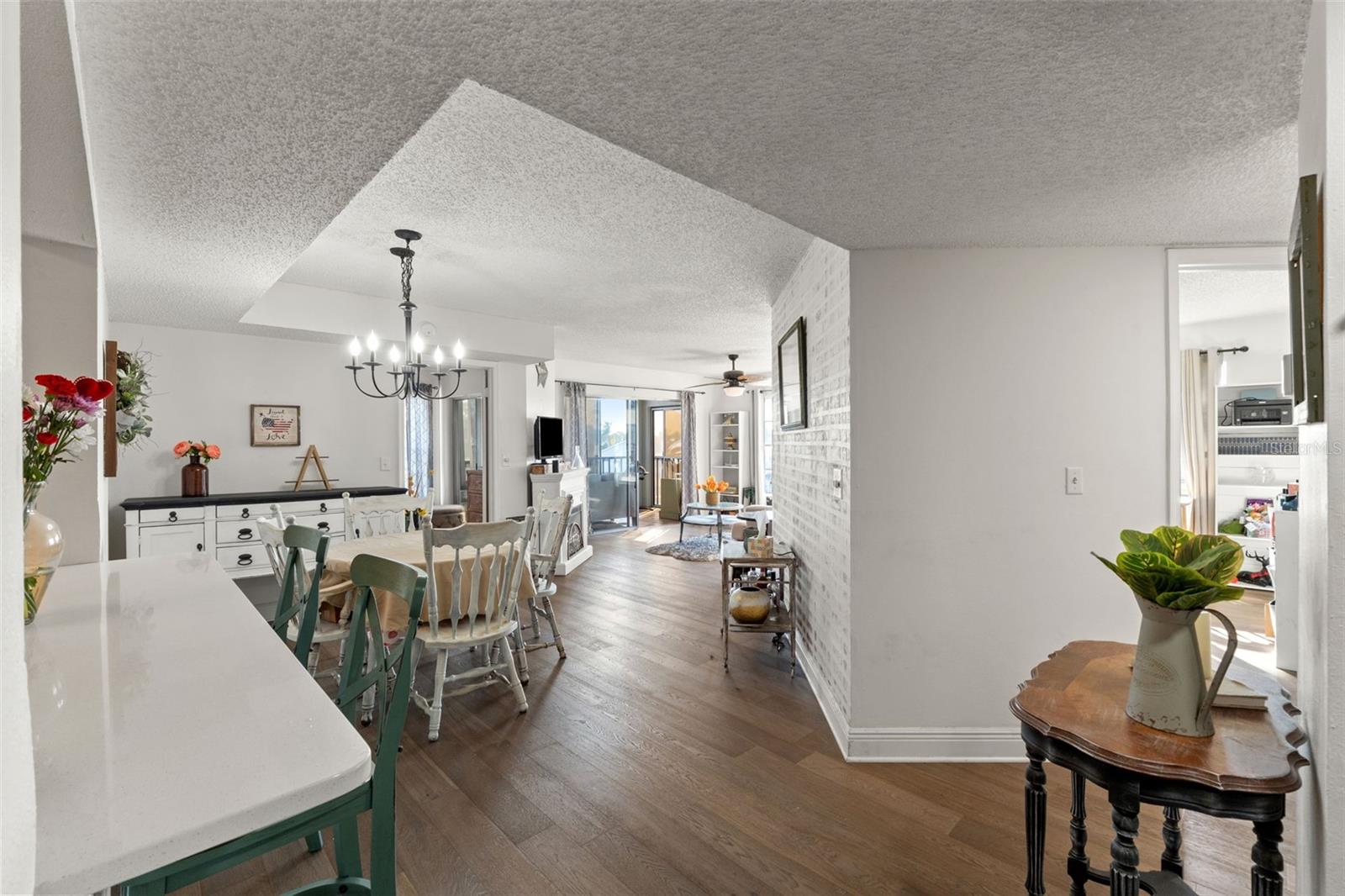 Image 4 of 31 For 4515 Whitton Way 124