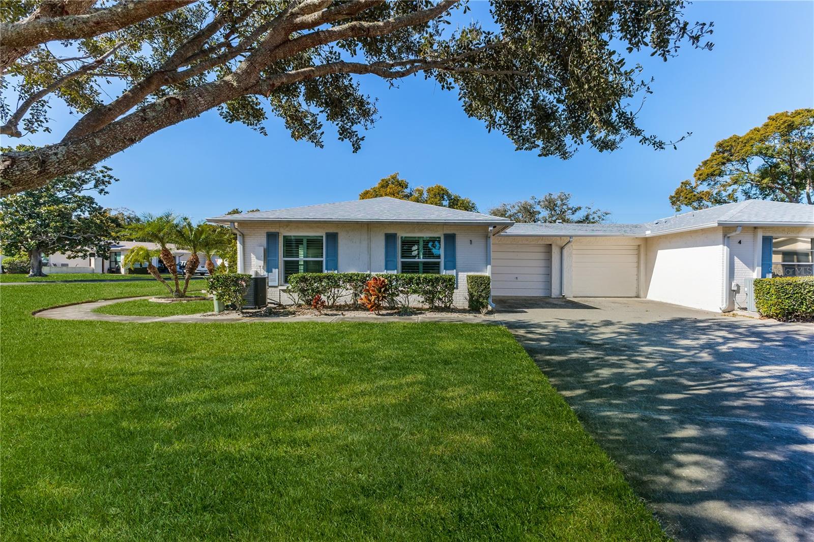 Listing photo id 0 for 8141 Bugle Court 1