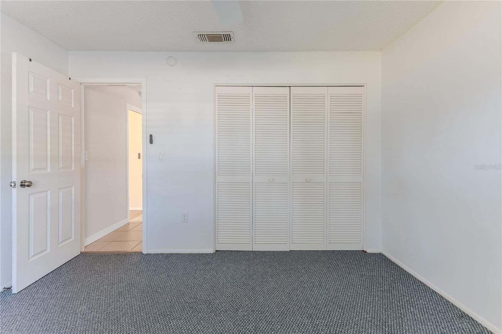 Listing photo id 28 for 8141 Bugle Court 1