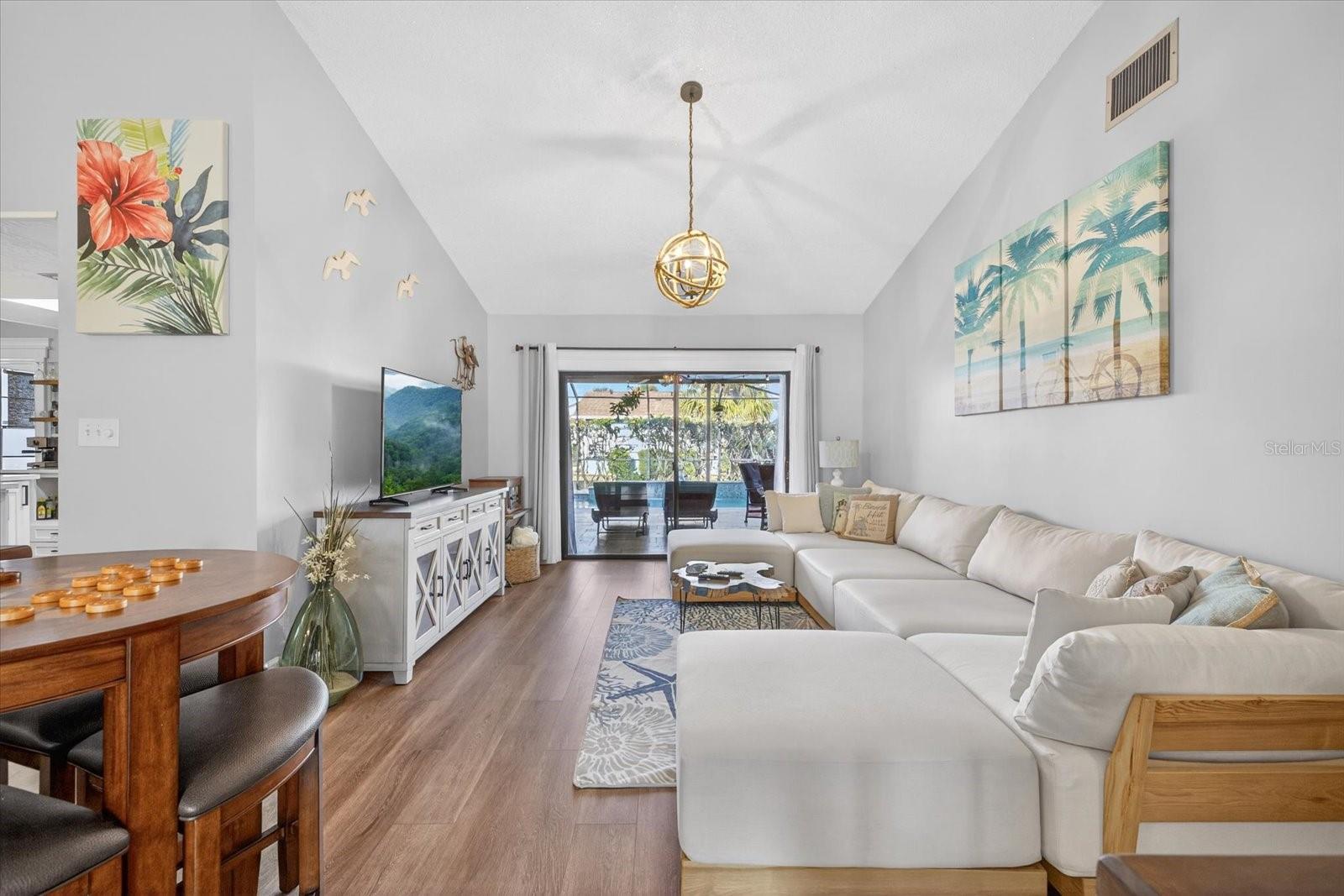 Image 25 of 66 For 4551 Ingersol Place