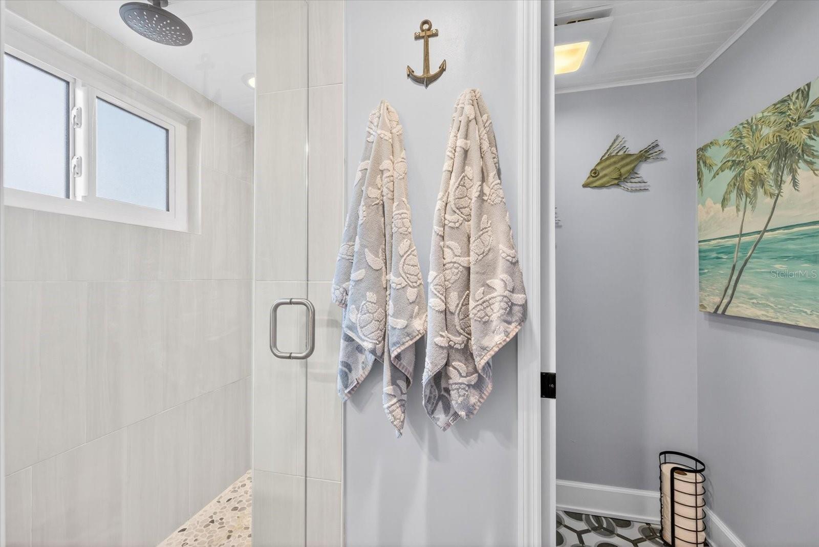 Image 43 of 66 For 4551 Ingersol Place