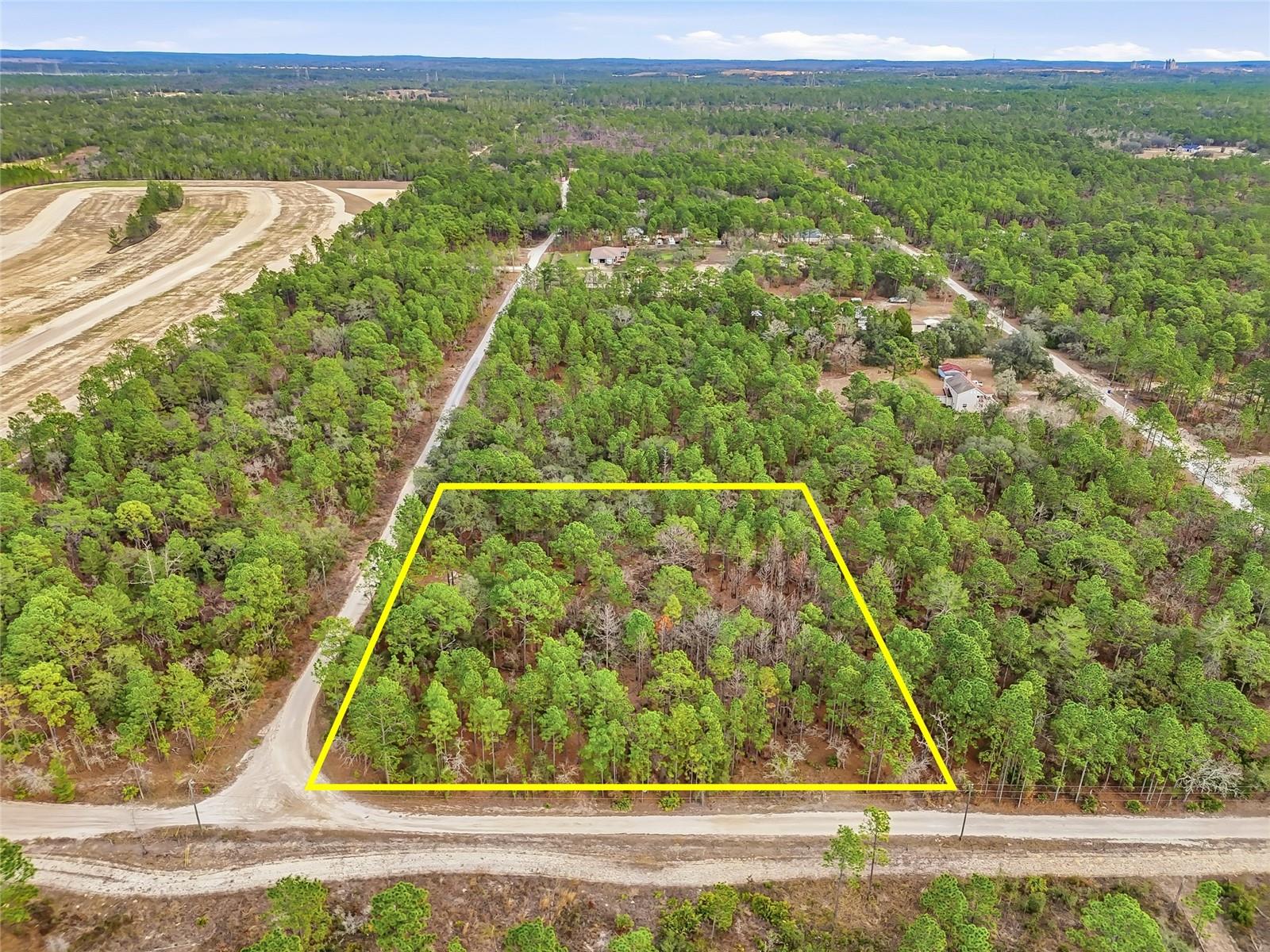 Image 12 of 12 For 11388 Thames Avenue