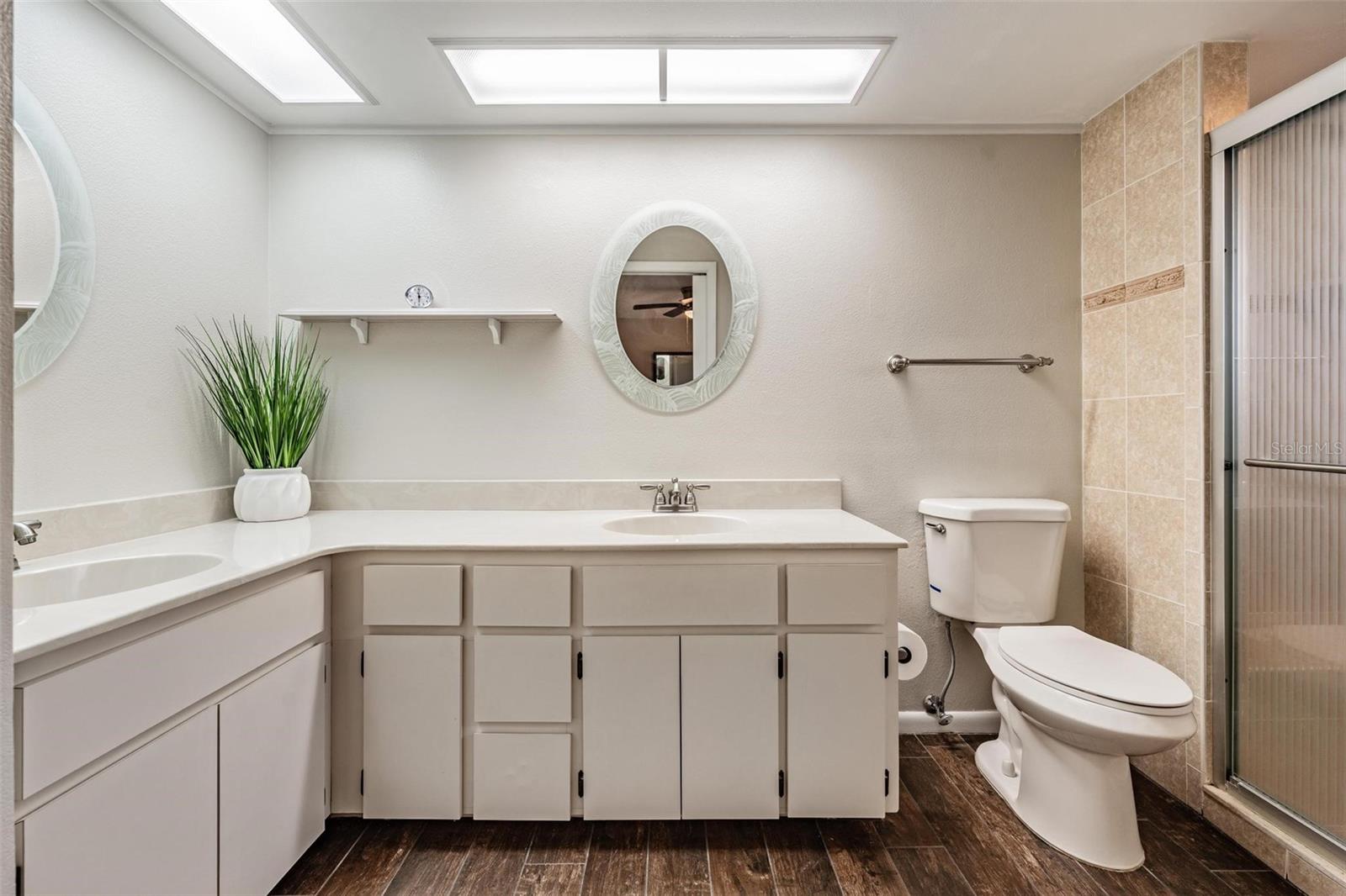 Image 17 of 39 For 3500 Niblick Court