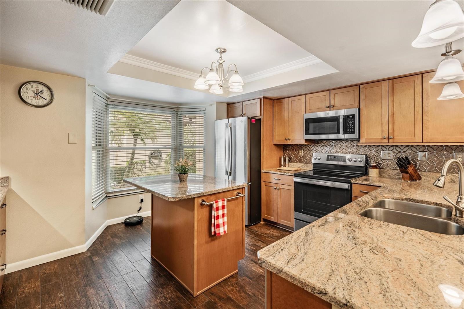 Image 5 of 39 For 3500 Niblick Court