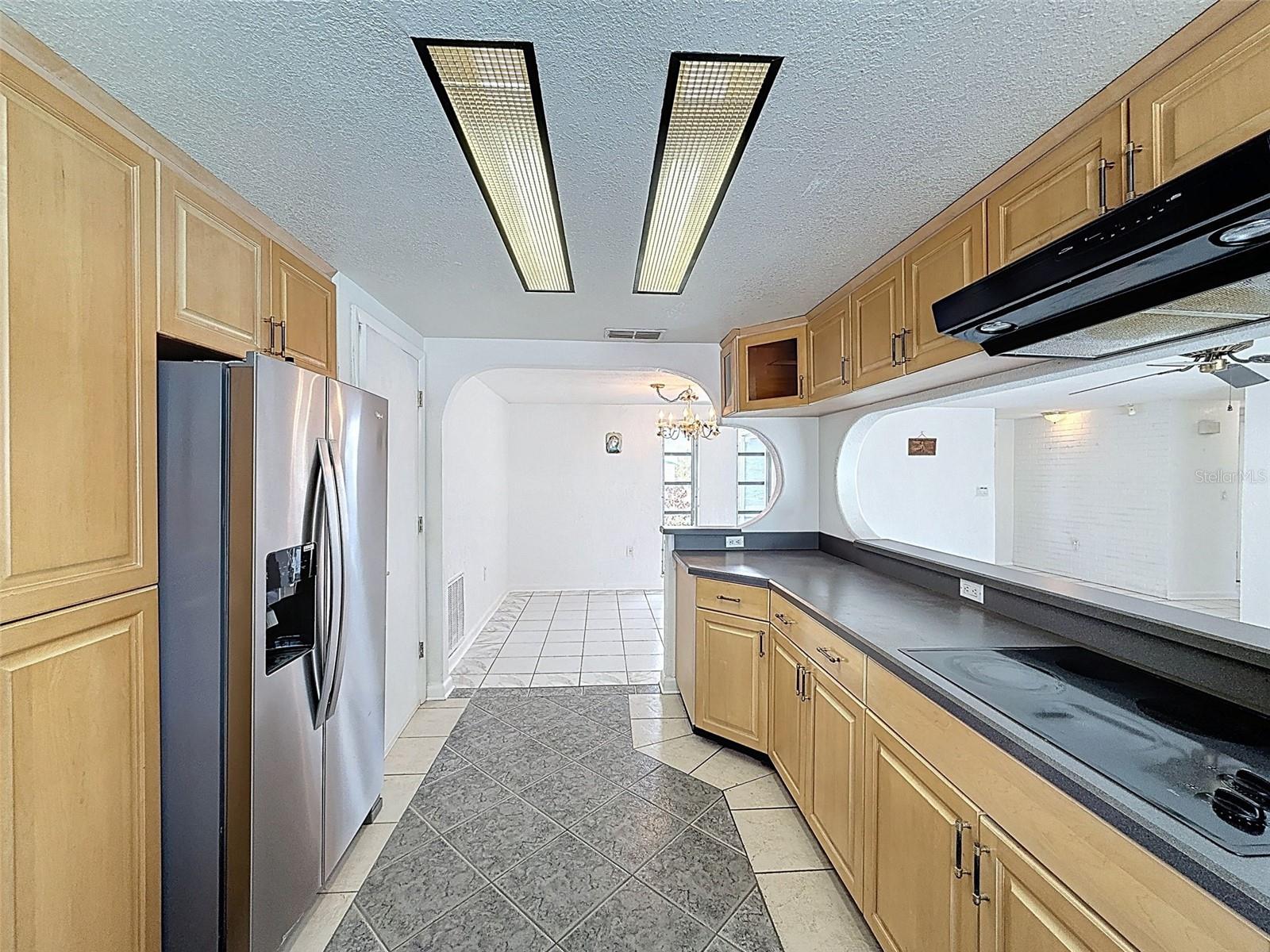 Listing photo id 25 for 13701 Veronica Drive