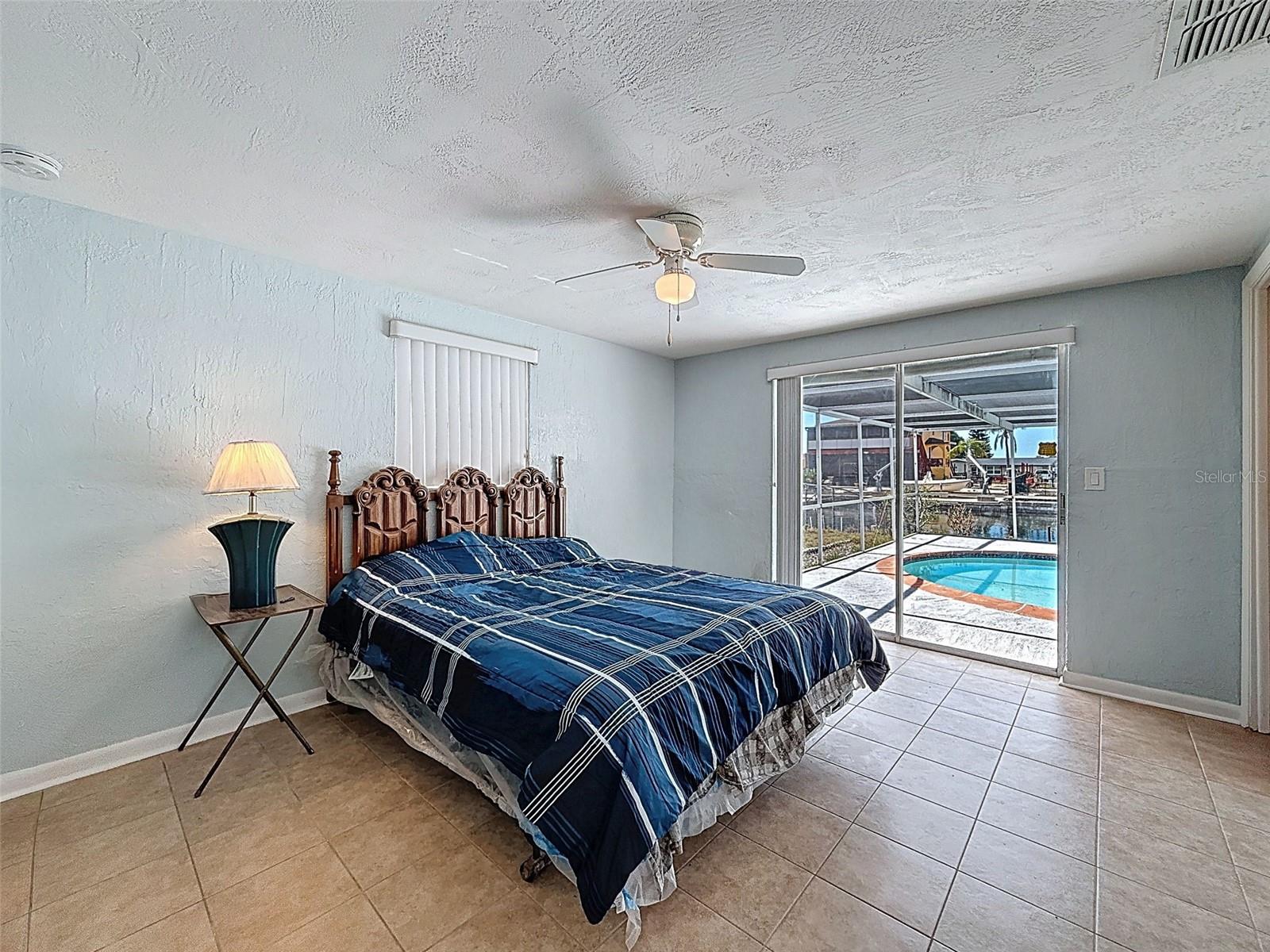 Listing photo id 46 for 13701 Veronica Drive