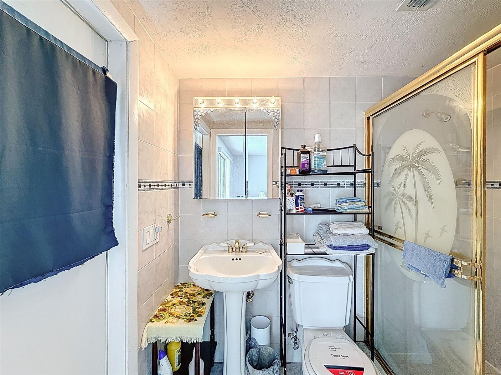 Listing photo id 49 for 13701 Veronica Drive