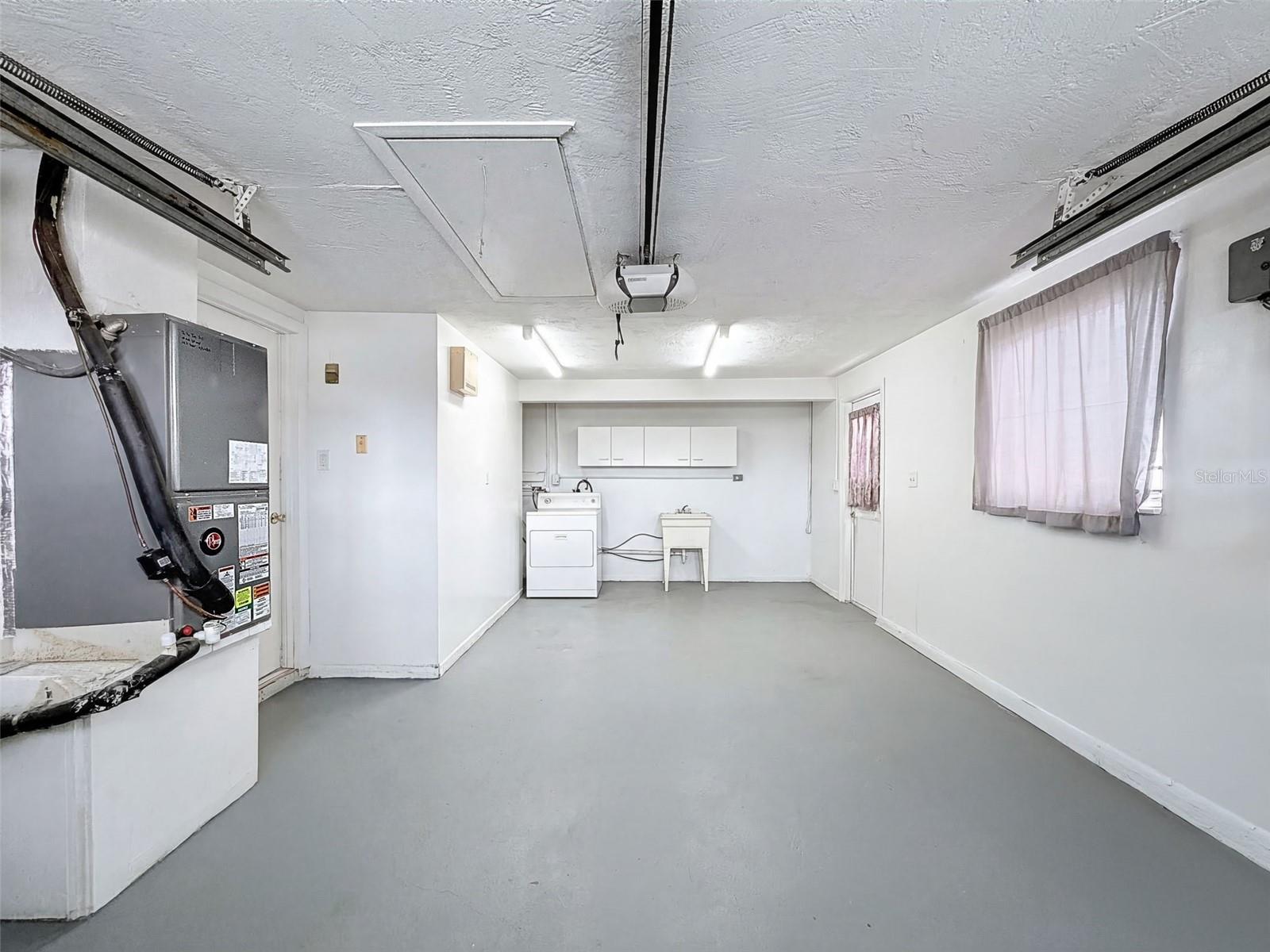 Listing photo id 70 for 13701 Veronica Drive