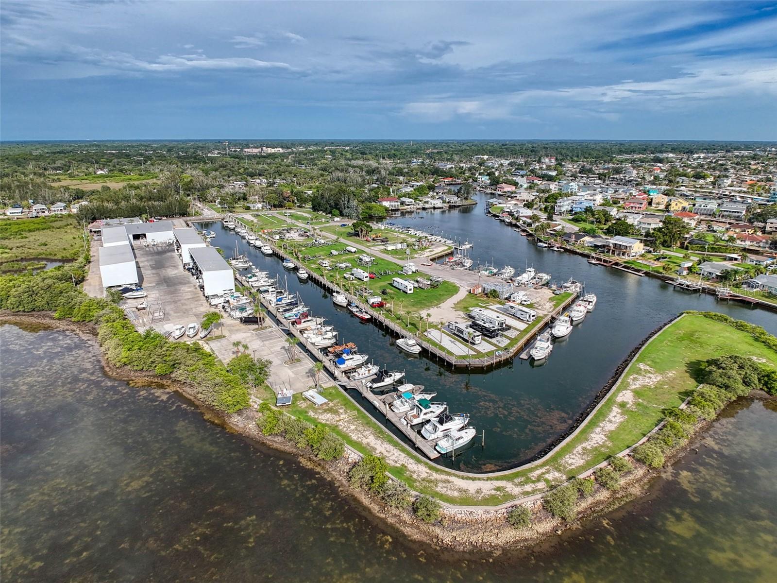 Listing photo id 77 for 13701 Veronica Drive