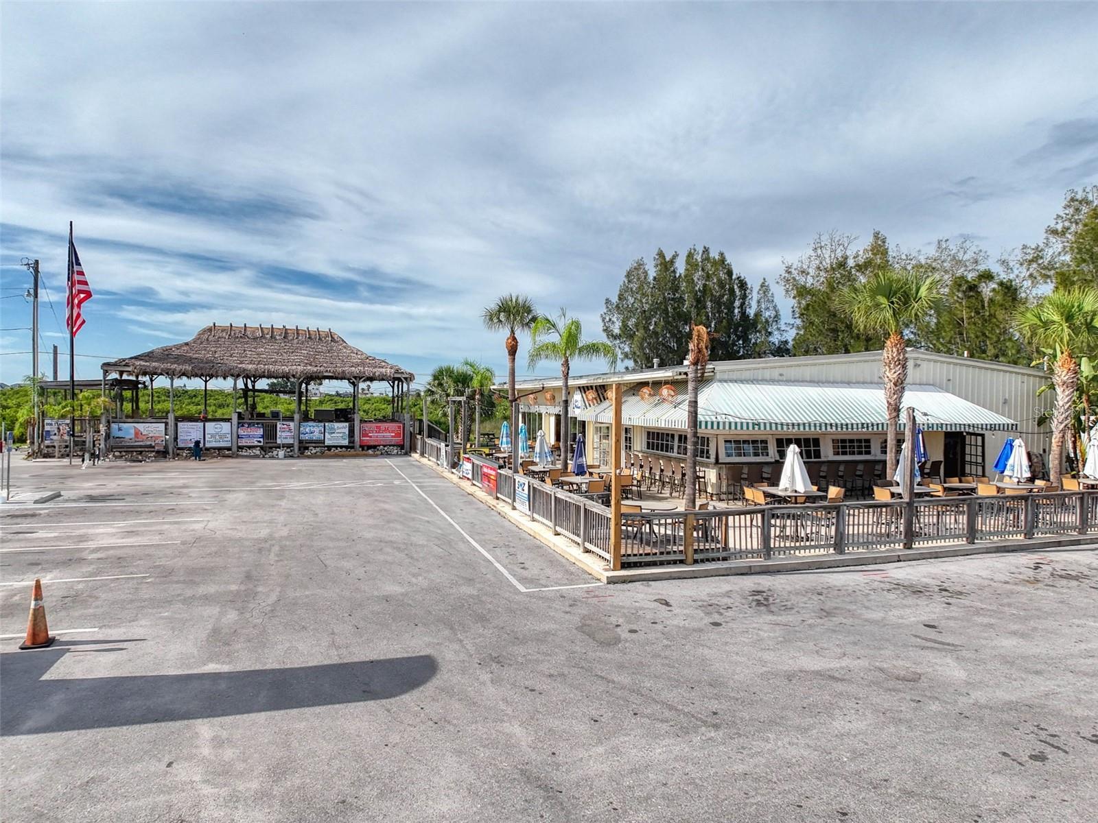 Listing photo id 81 for 13701 Veronica Drive