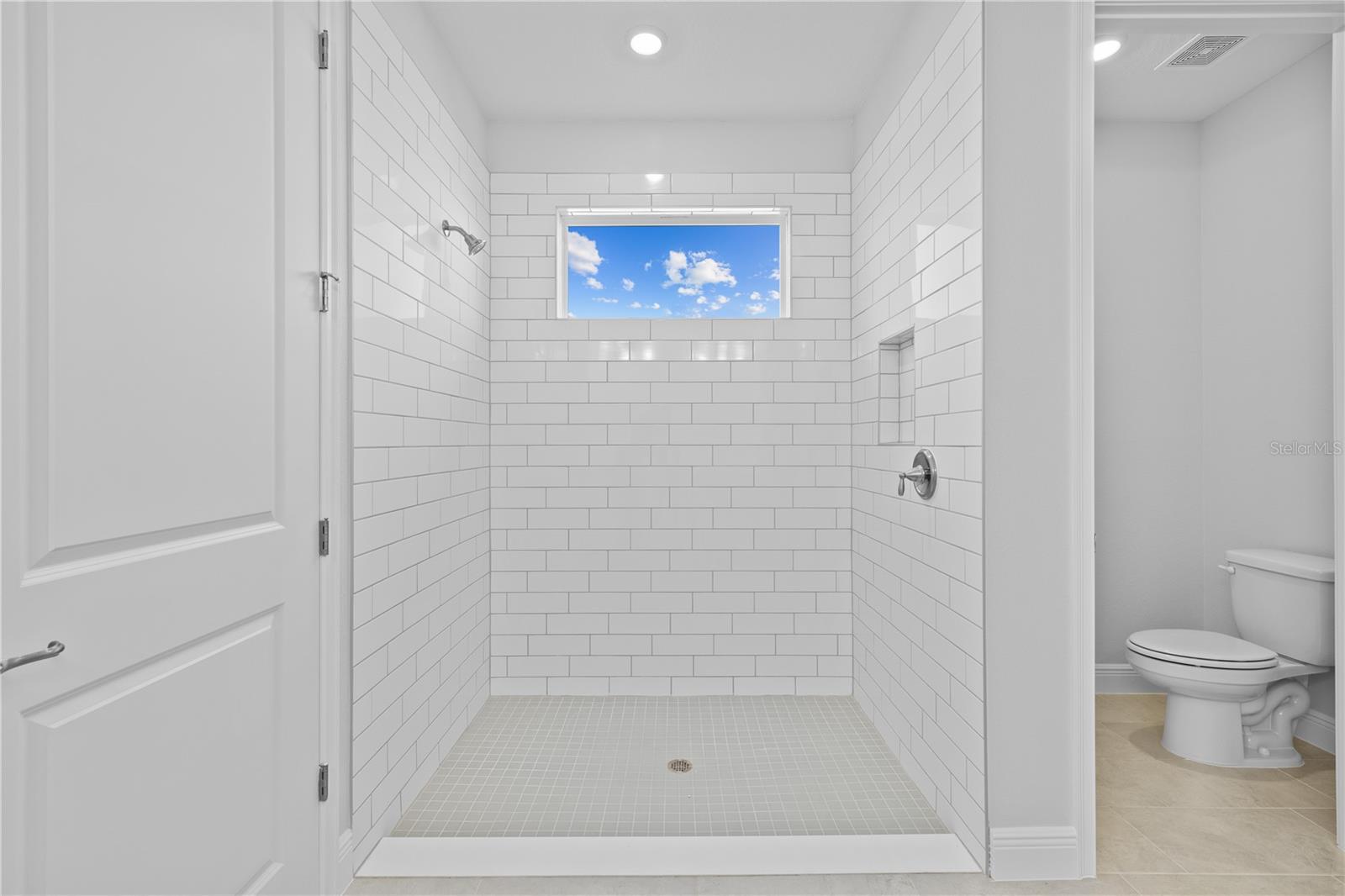 Image 19 of 29 For 1565 Pearson Street