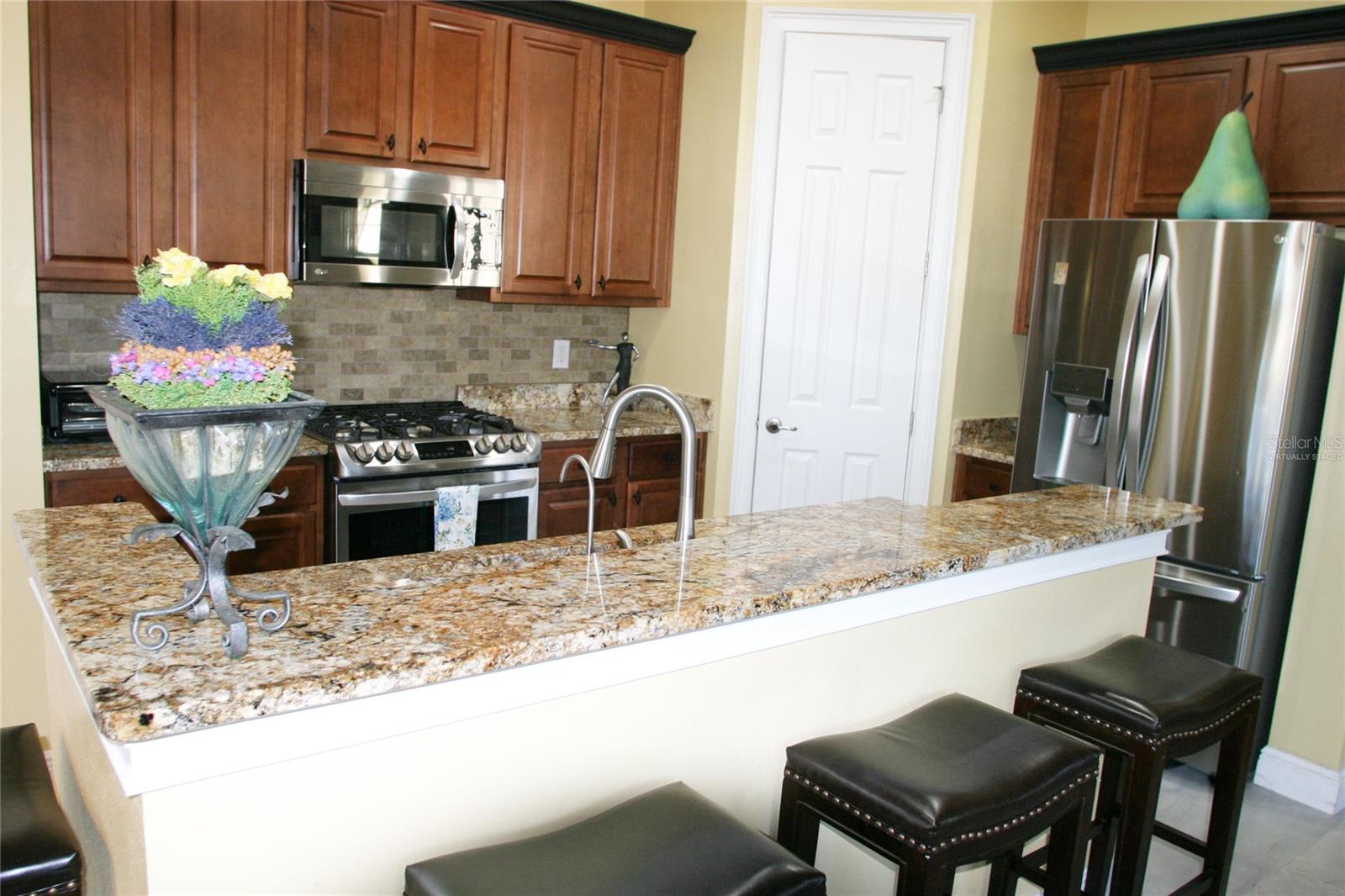 Image 26 of 100 For 19484 Forest Garden Court