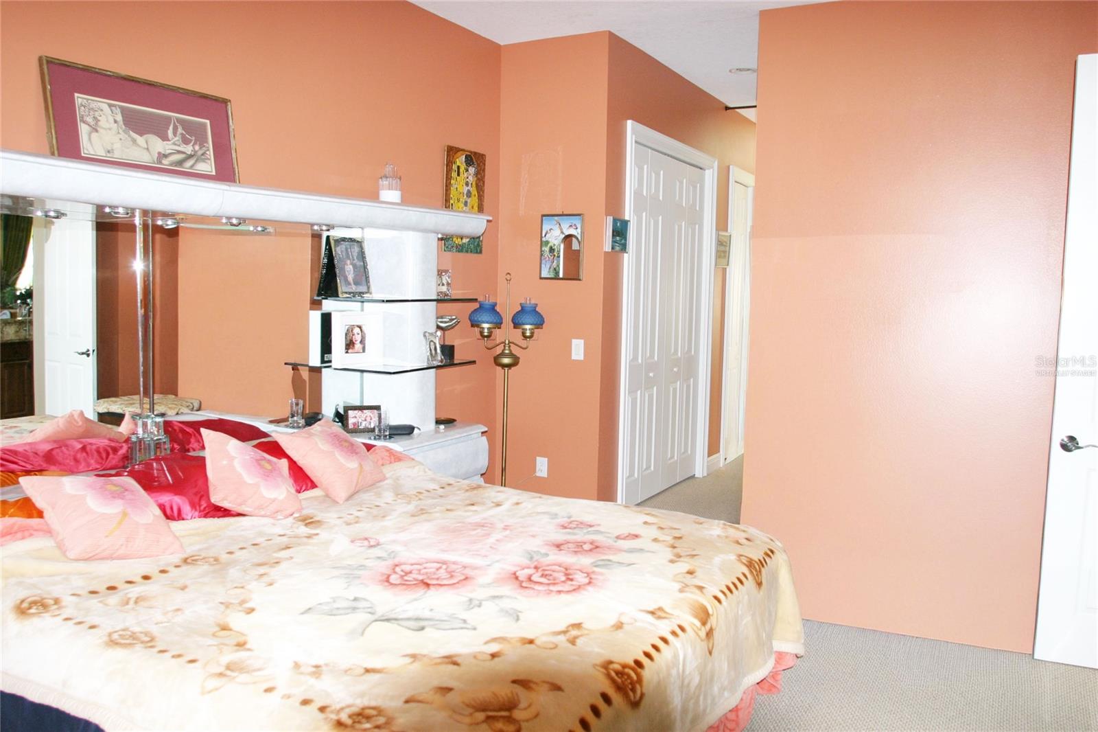 Image 34 of 100 For 19484 Forest Garden Court