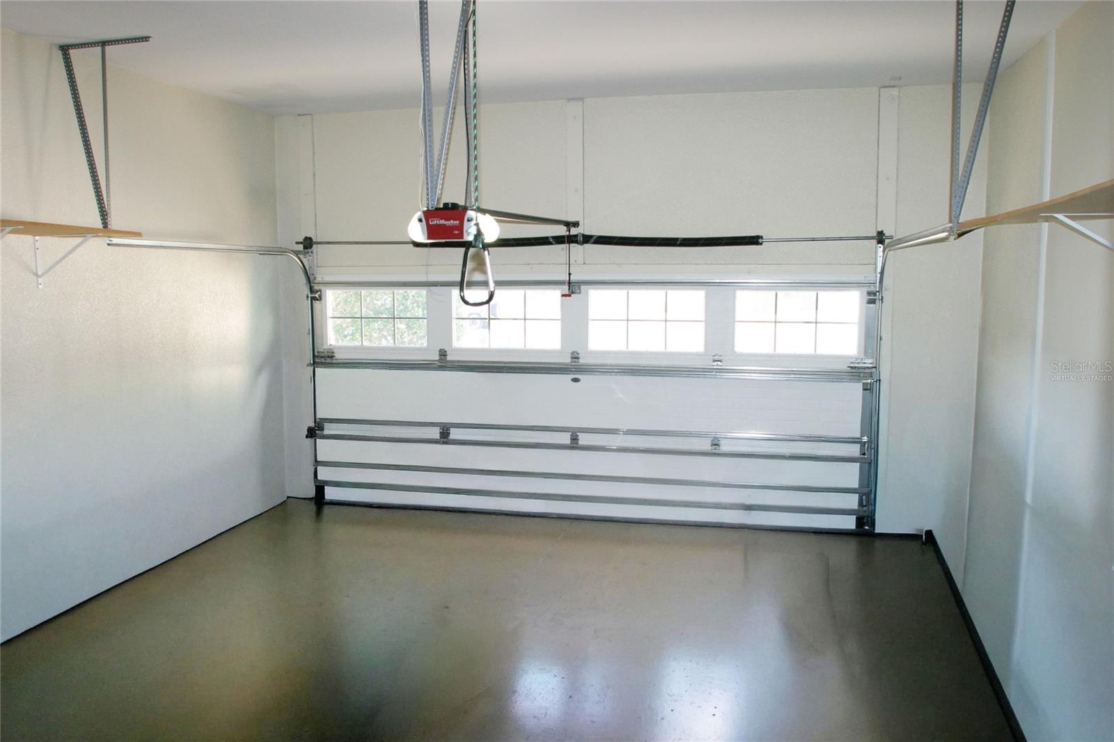 Image 42 of 100 For 19484 Forest Garden Court