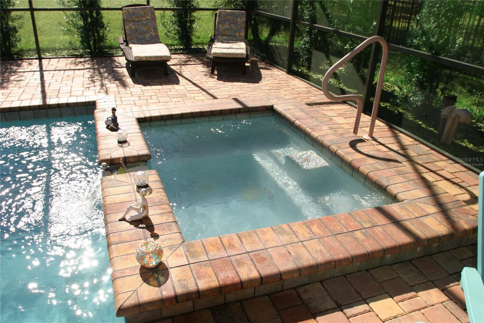 Image 52 of 100 For 19484 Forest Garden Court