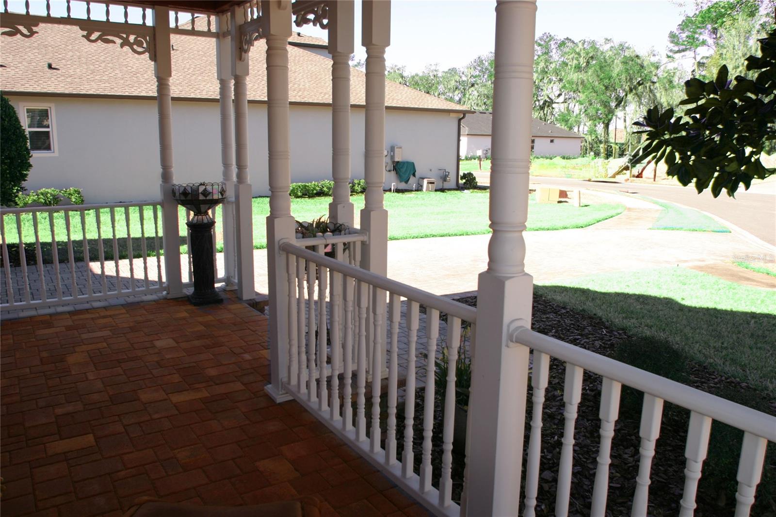 Image 7 of 100 For 19484 Forest Garden Court