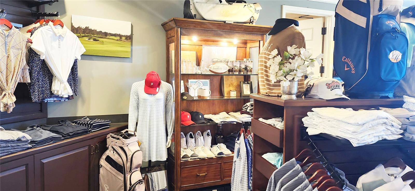 Image 81 of 100 For 19484 Forest Garden Court