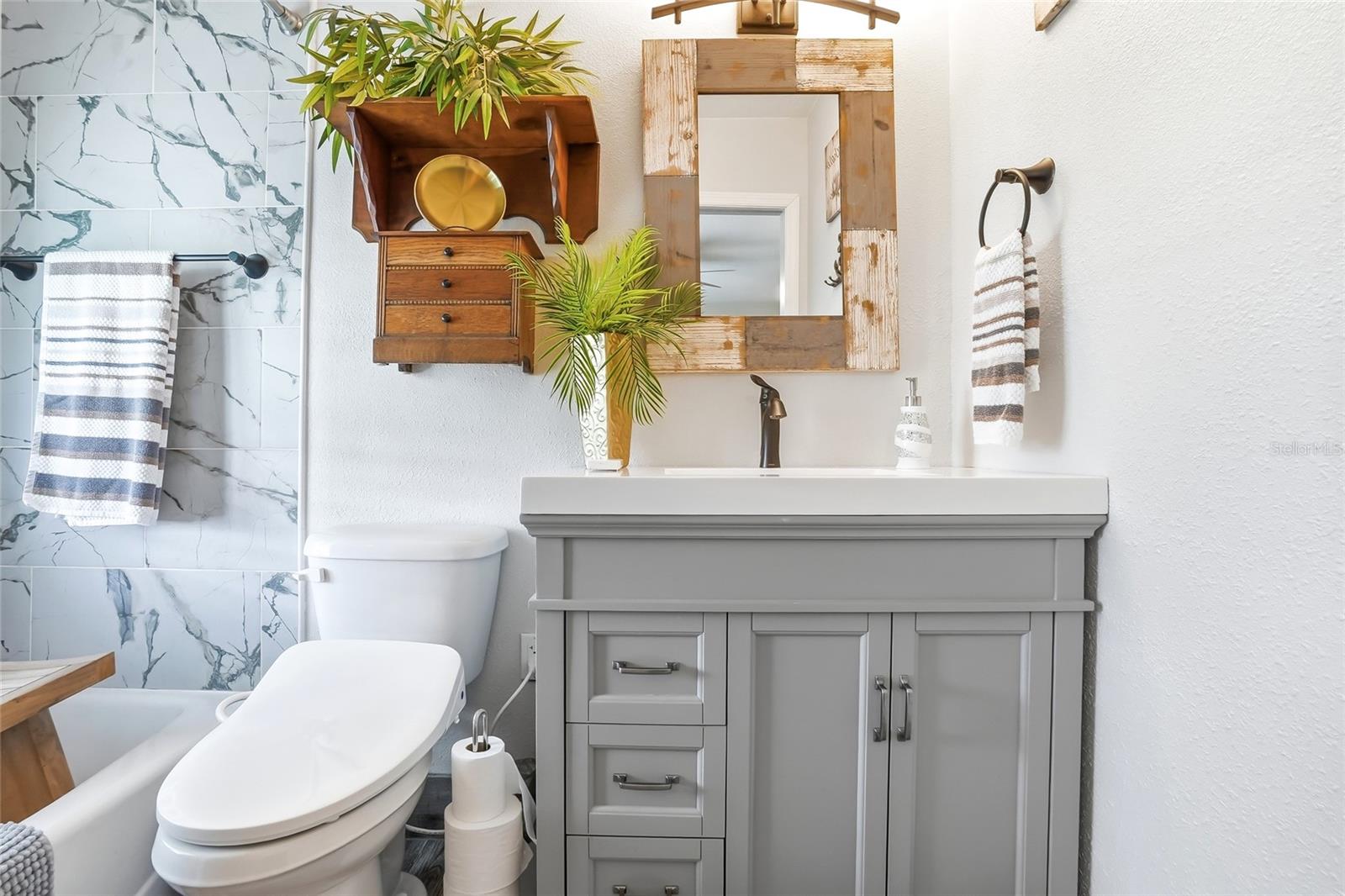 Image 31 of 59 For 13628 Leslie Drive