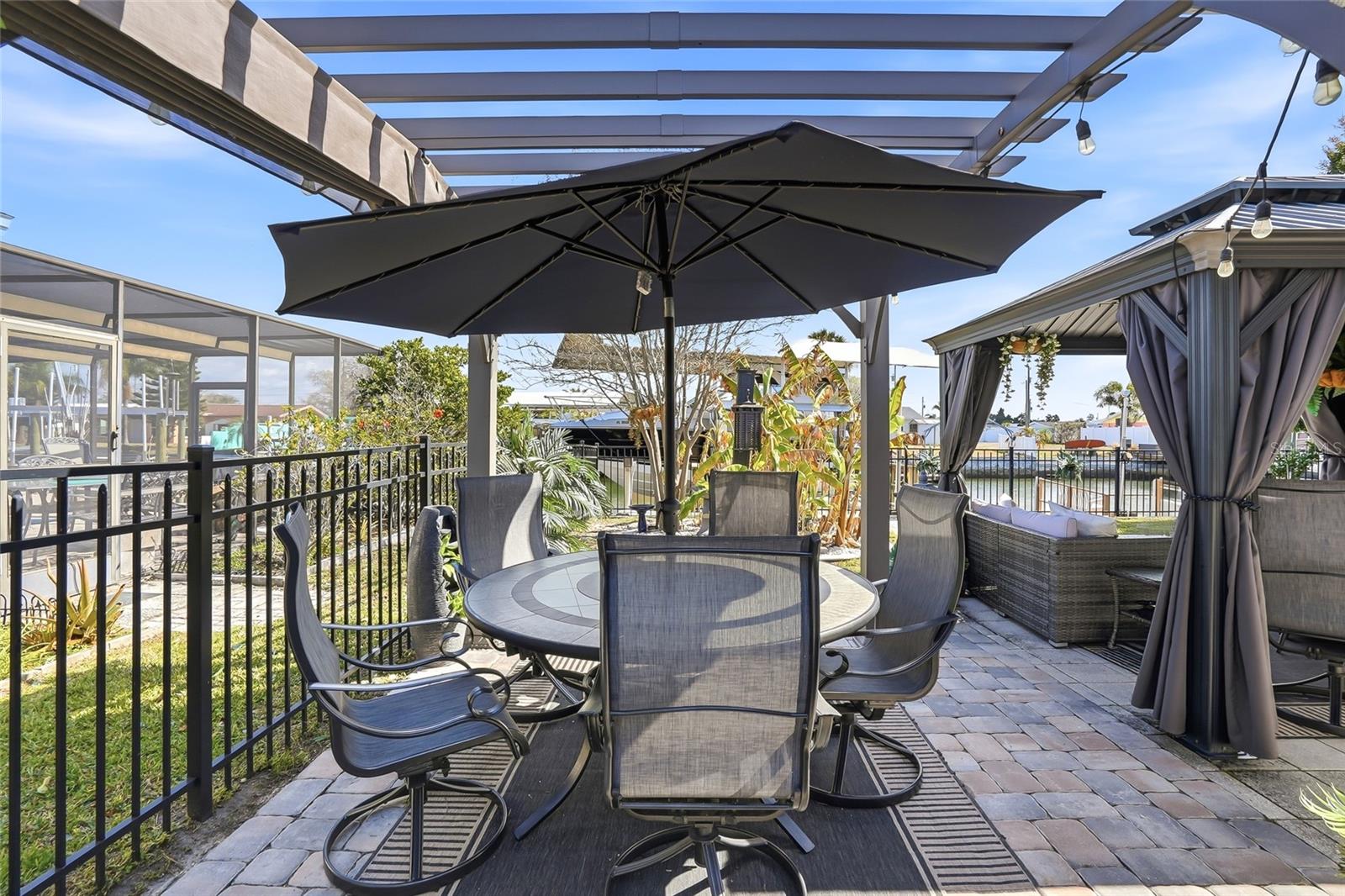 Image 34 of 59 For 13628 Leslie Drive