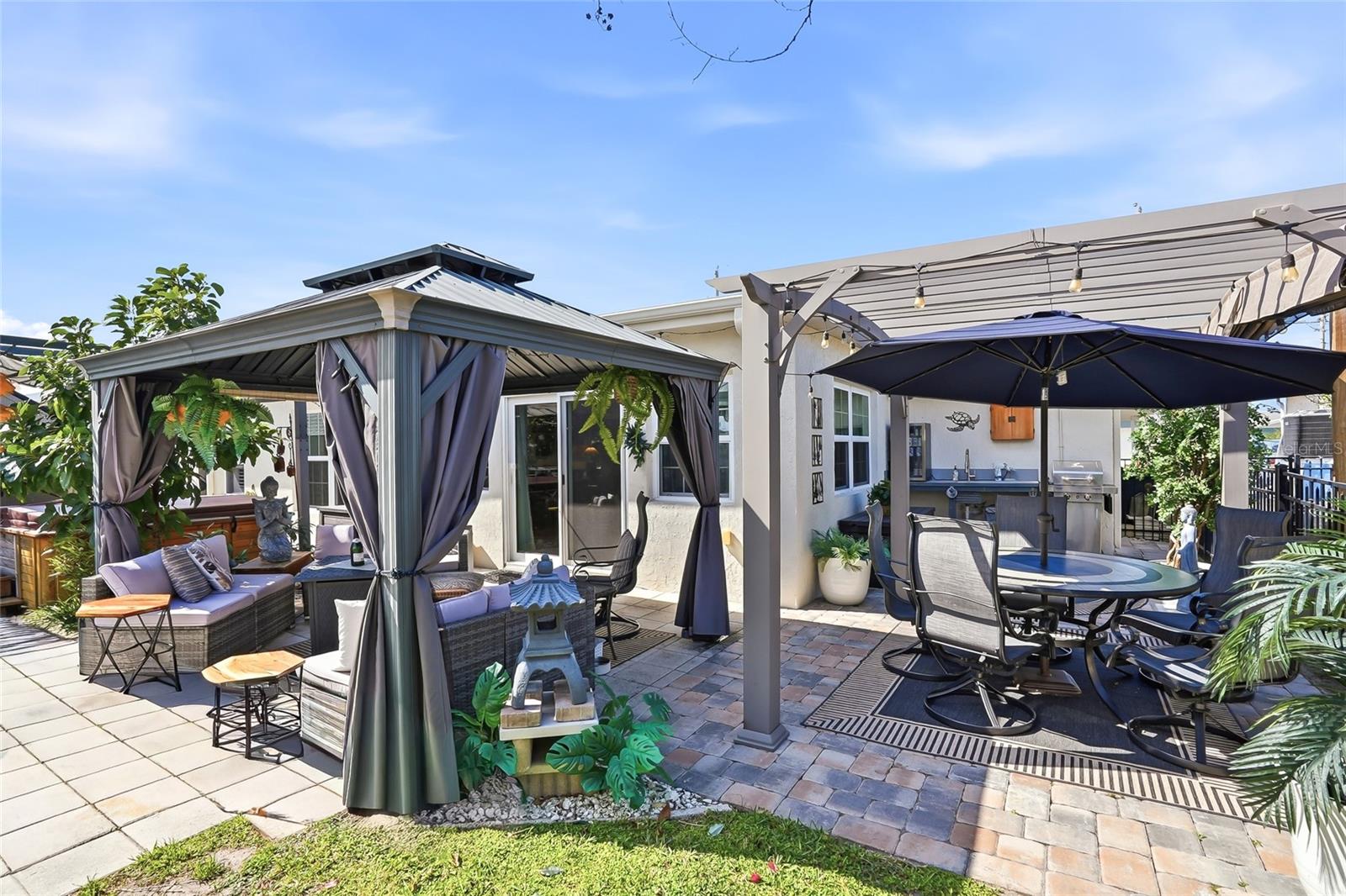 Image 36 of 59 For 13628 Leslie Drive