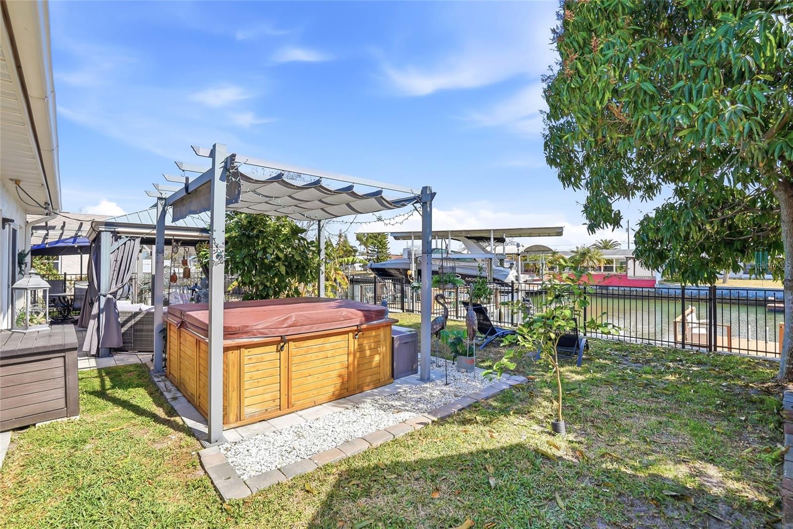 Image 39 of 59 For 13628 Leslie Drive