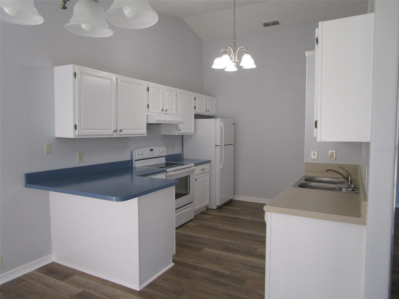 Image 17 of 36 For 8826 Kilmer Way