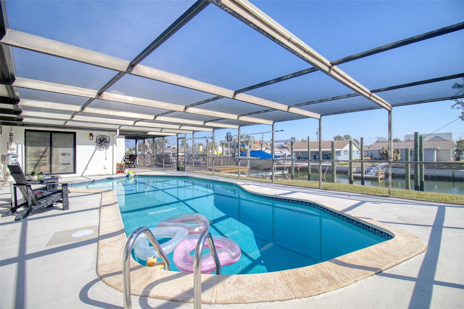 Image 31 of 46 For 13804 Plumosa Avenue