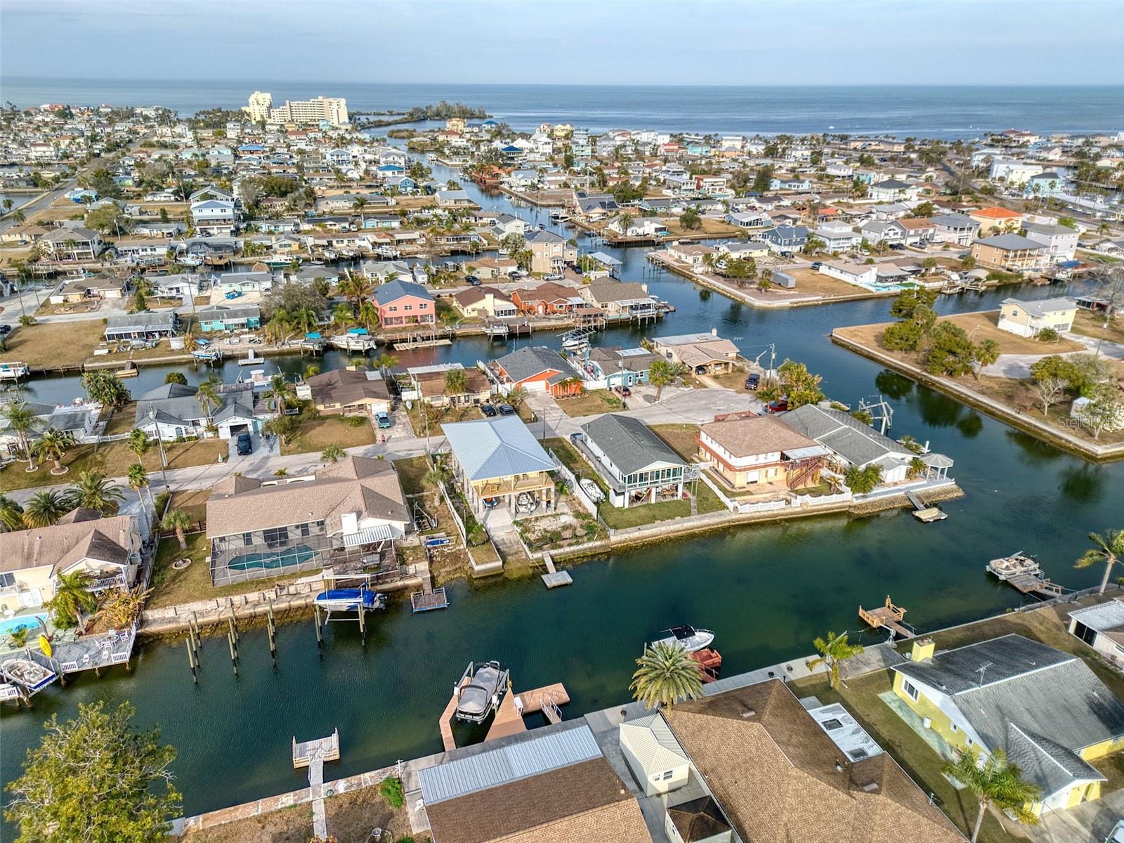 Image 42 of 46 For 13804 Plumosa Avenue