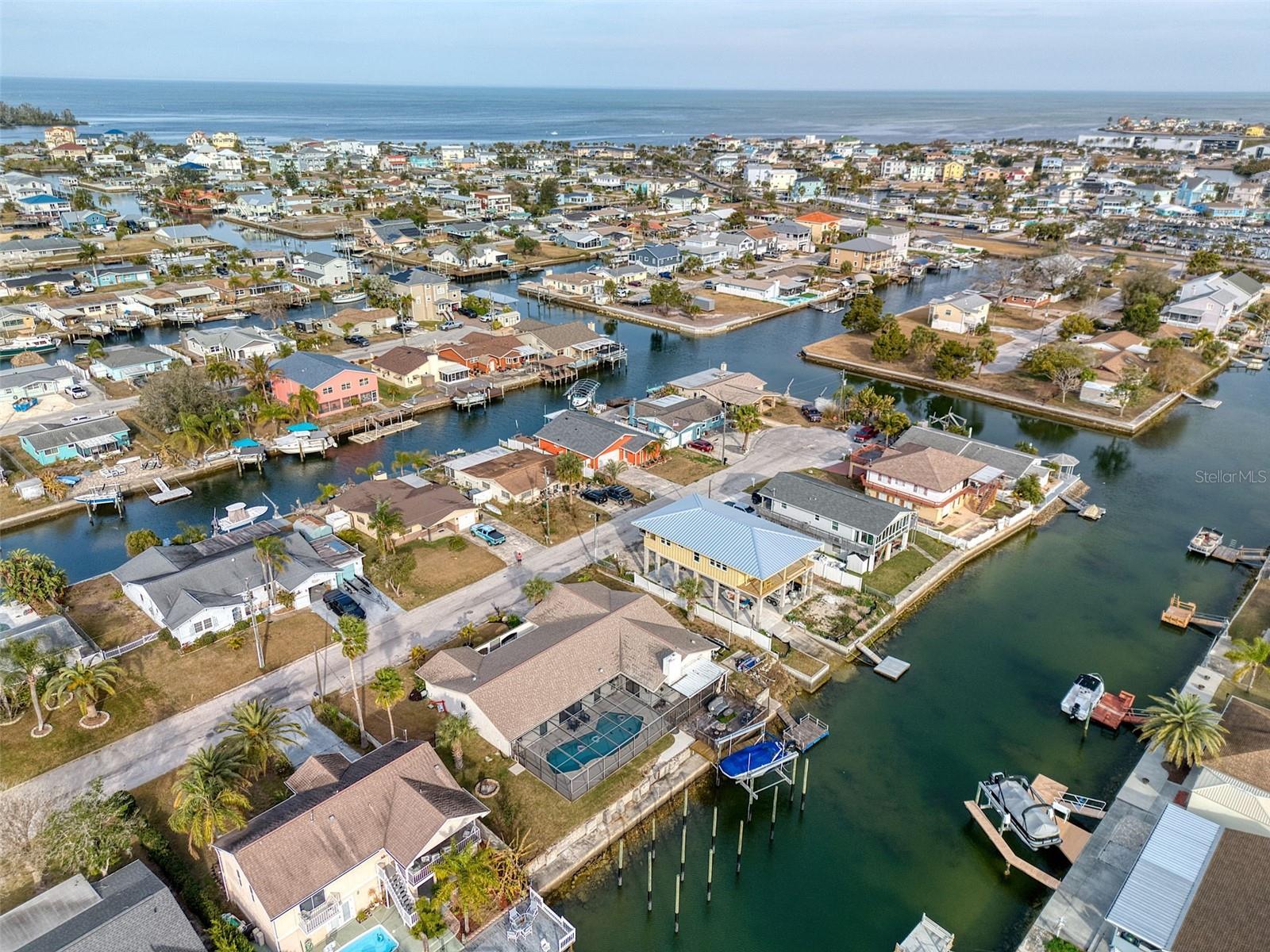 Image 44 of 46 For 13804 Plumosa Avenue