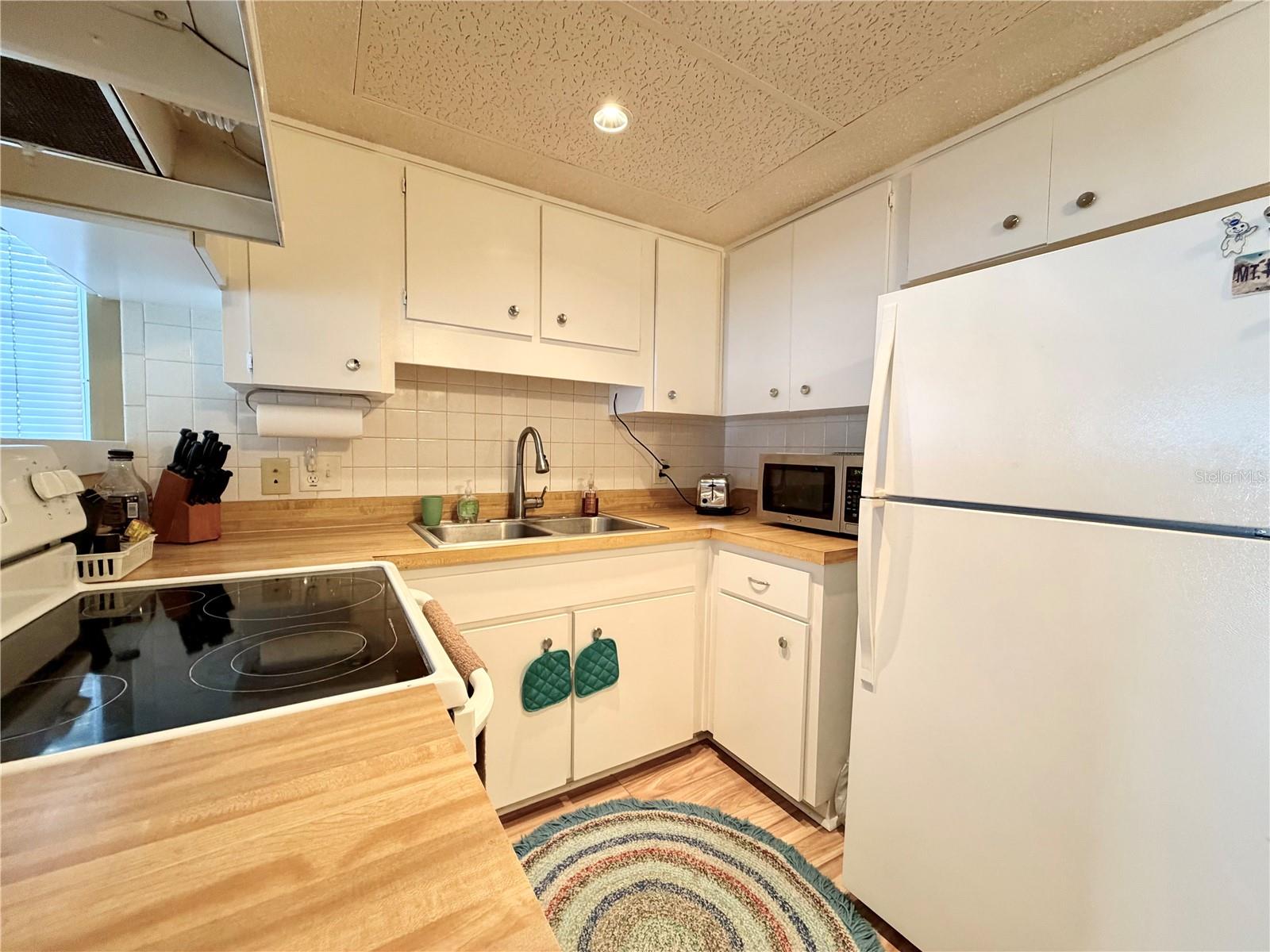 Image 5 of 12 For 4315 Tahitian Gardens Circle H