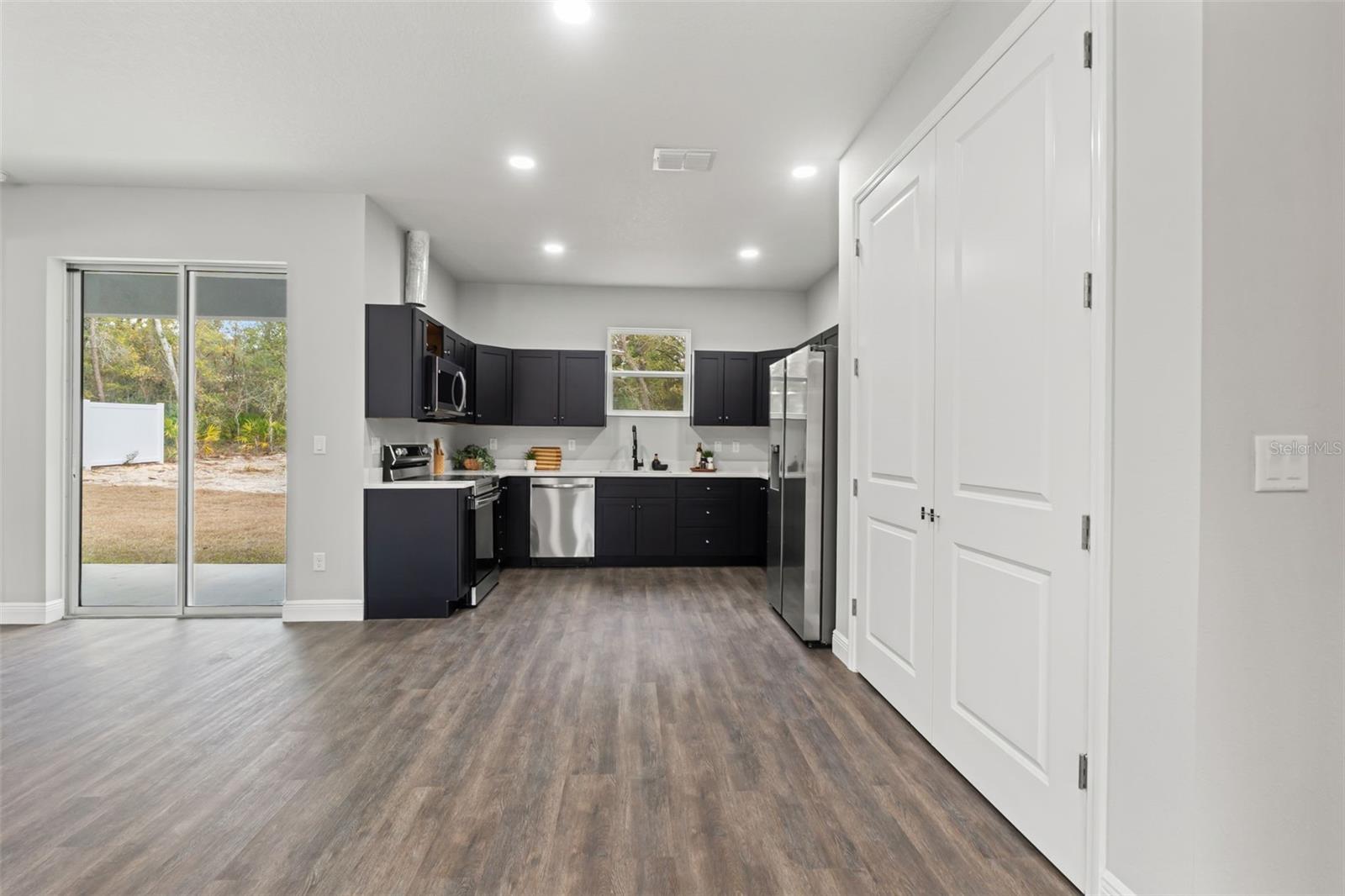 Image 16 of 56 For 9023 Glenarm Way