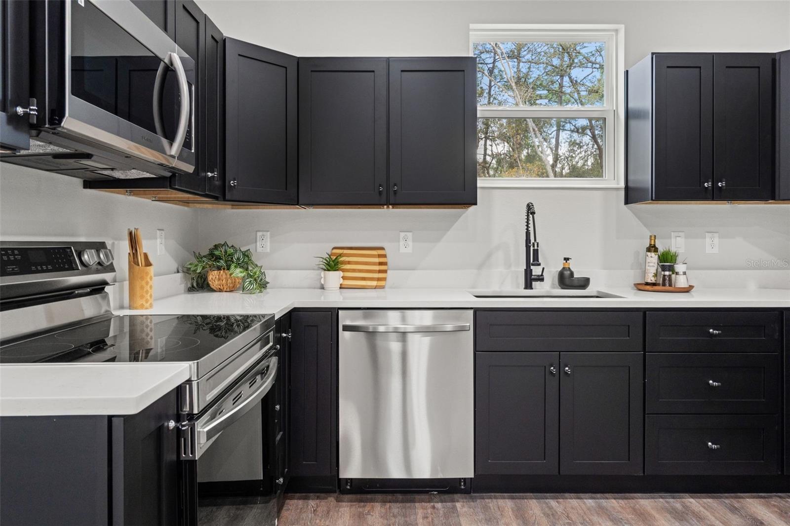 Image 22 of 56 For 9023 Glenarm Way