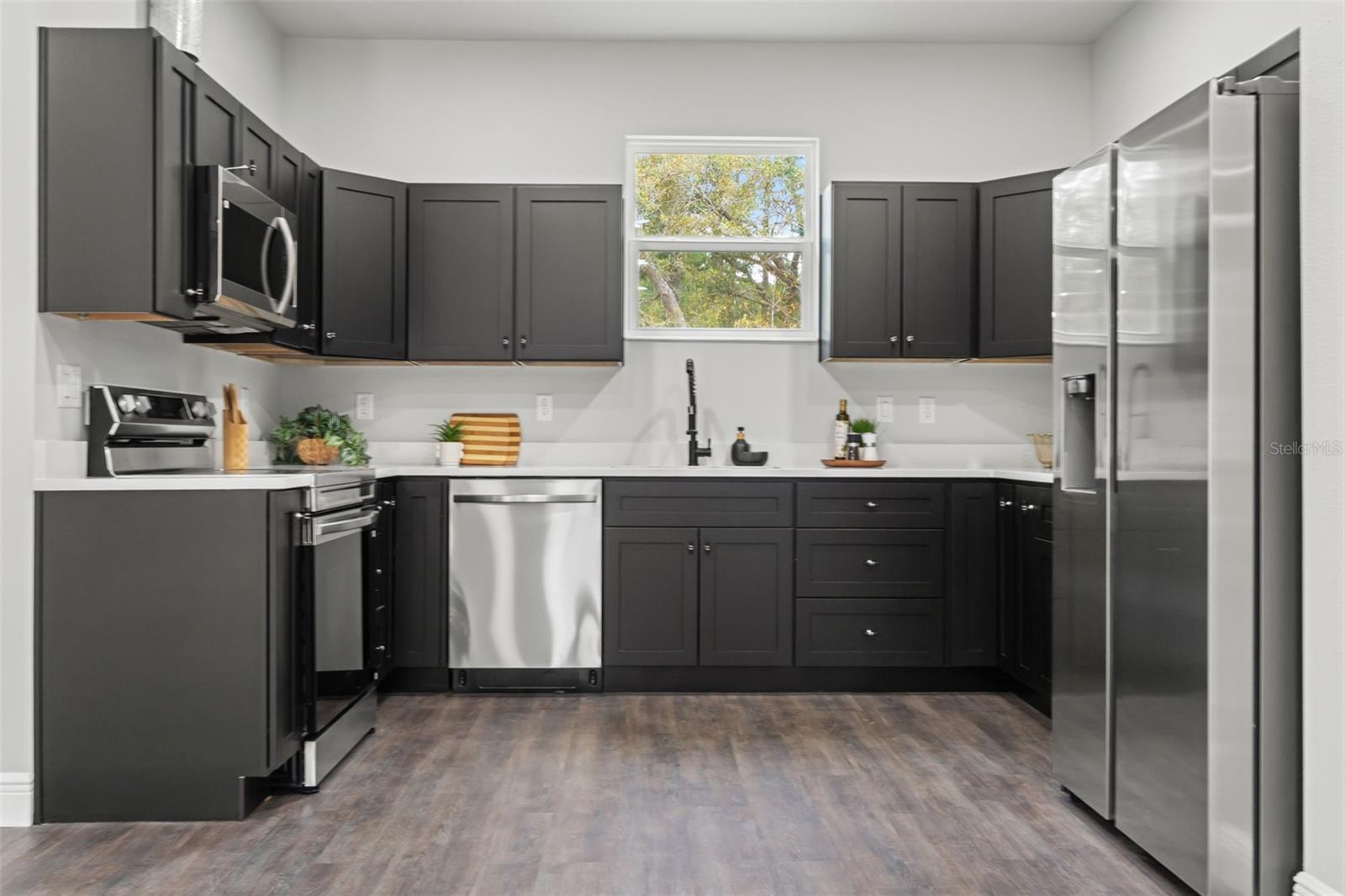 Image 3 of 56 For 9023 Glenarm Way