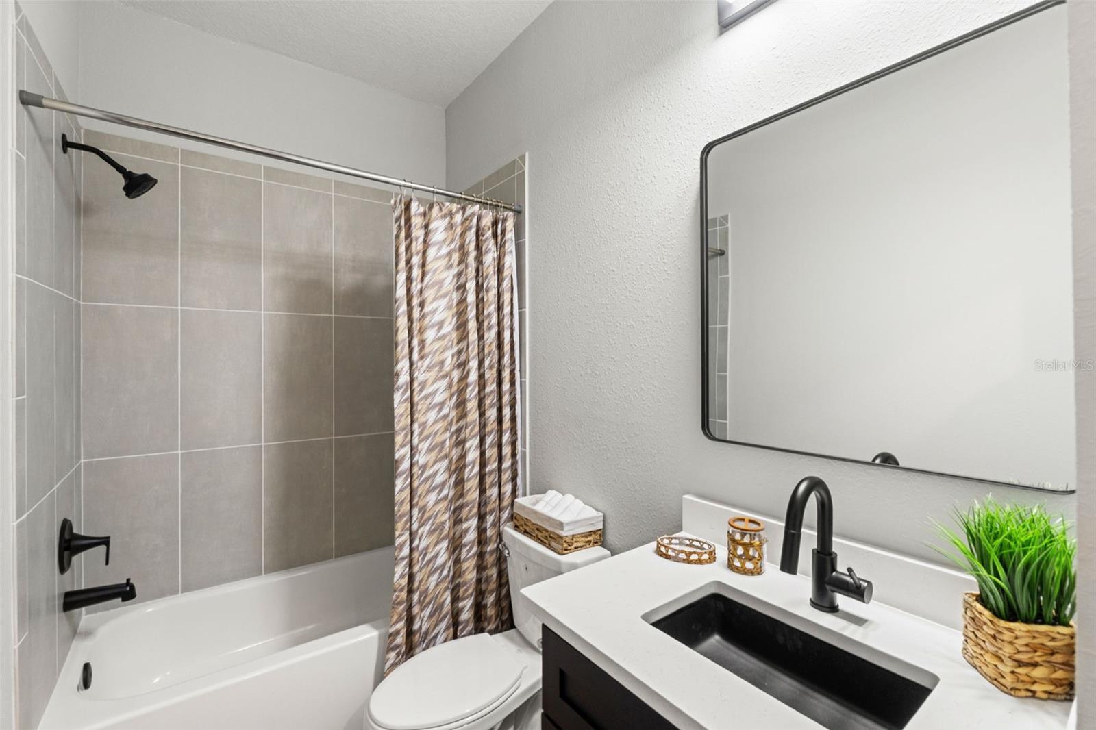 Image 37 of 56 For 9023 Glenarm Way