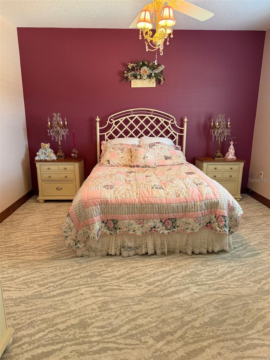 Image 26 of 69 For 20832 Hunter Hill Drive