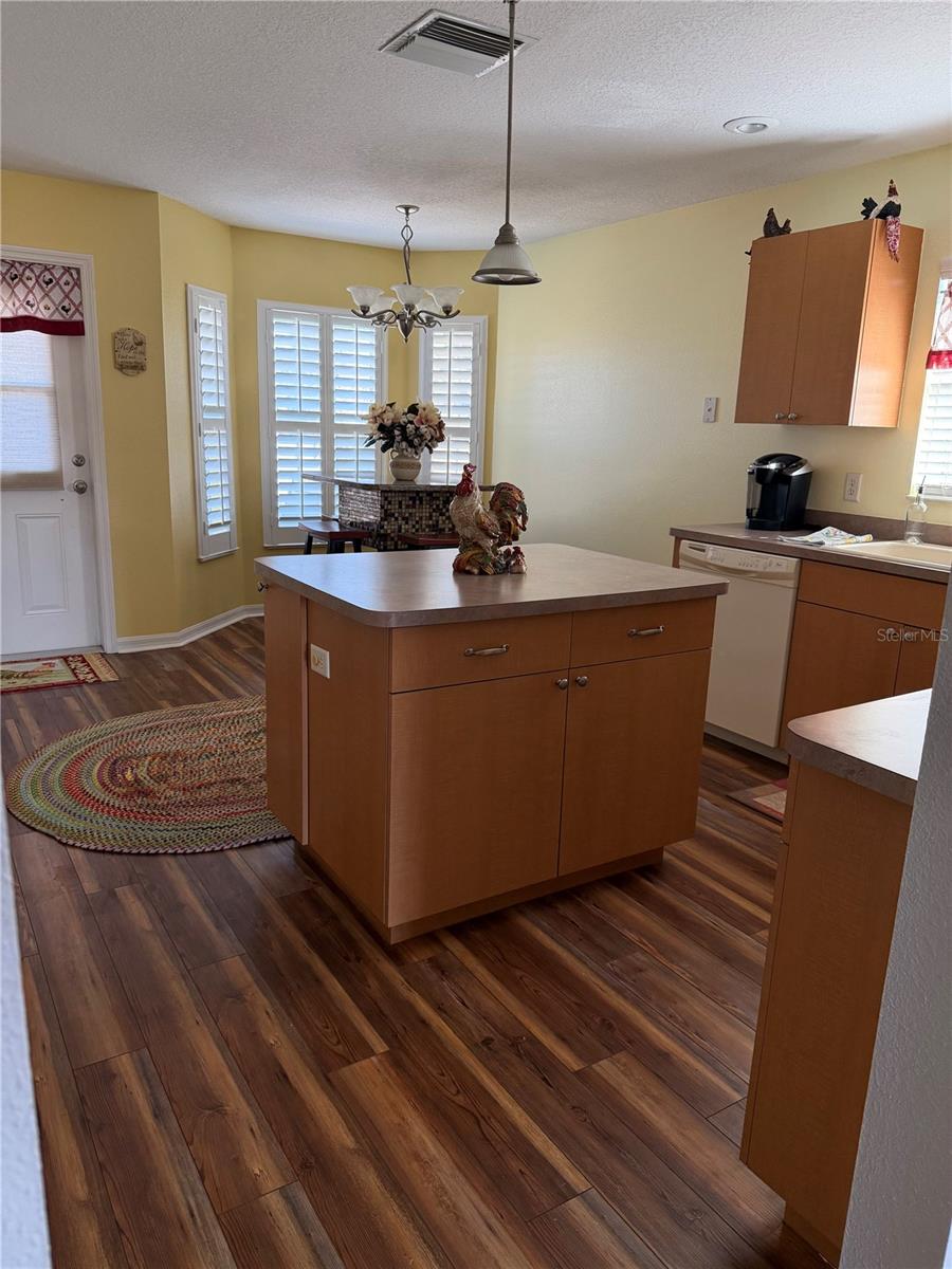 Image 31 of 69 For 20832 Hunter Hill Drive