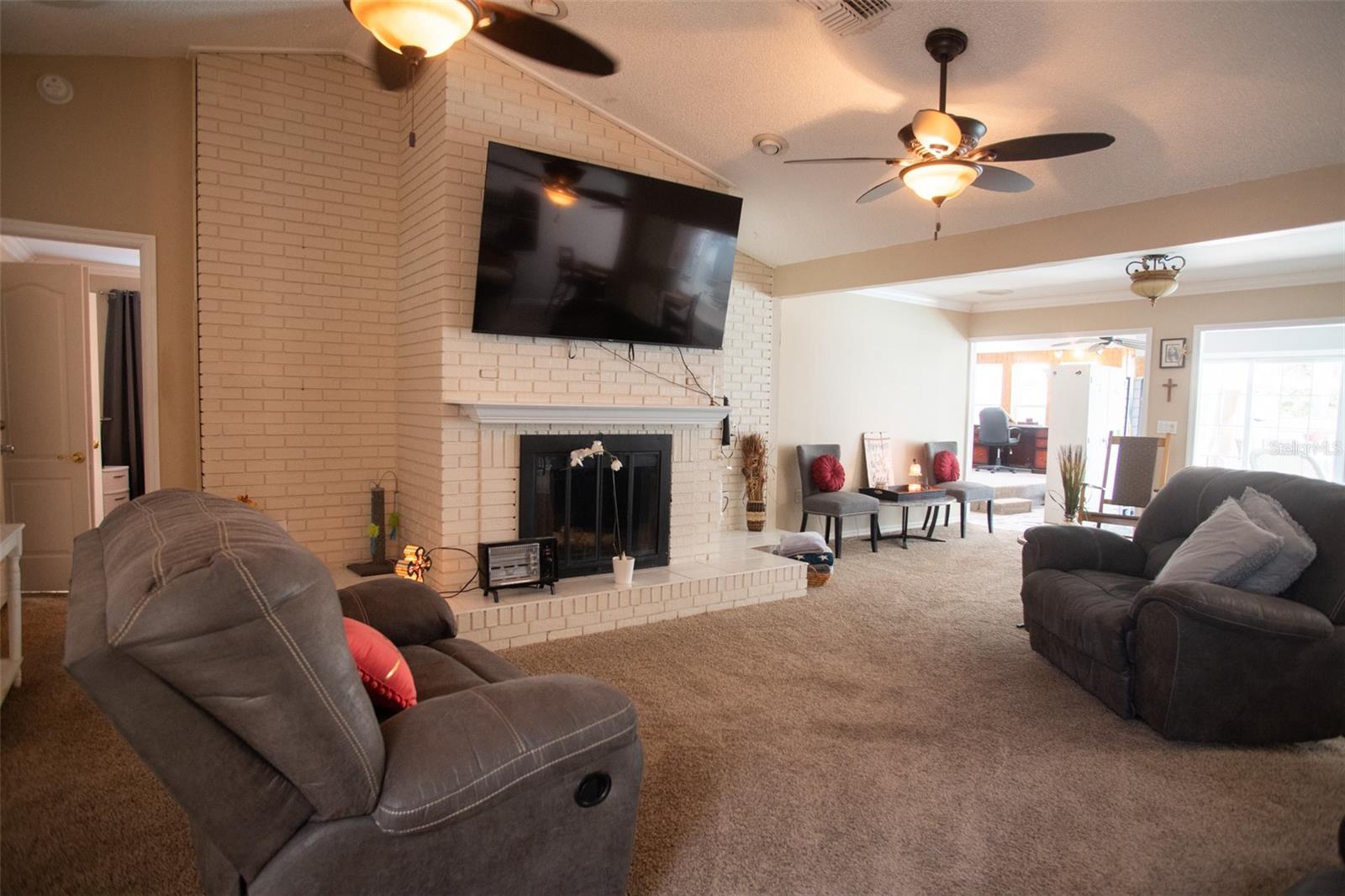 Image 10 of 46 For 230 Planter Road