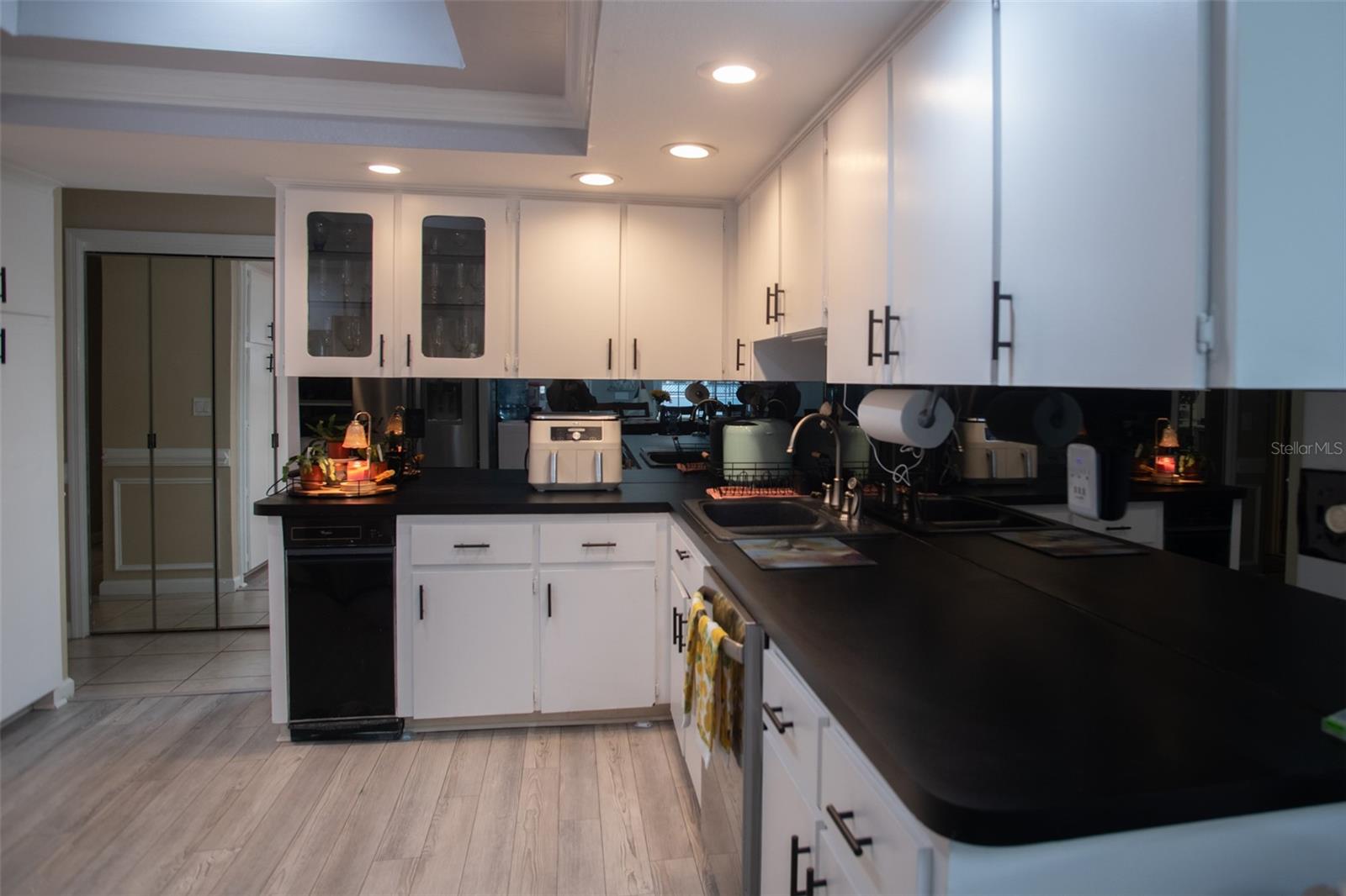 Image 13 of 46 For 230 Planter Road