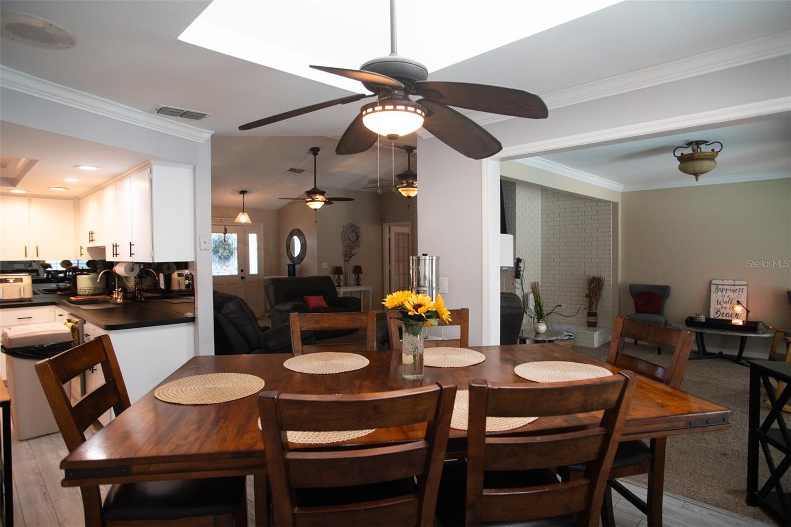 Image 16 of 46 For 230 Planter Road