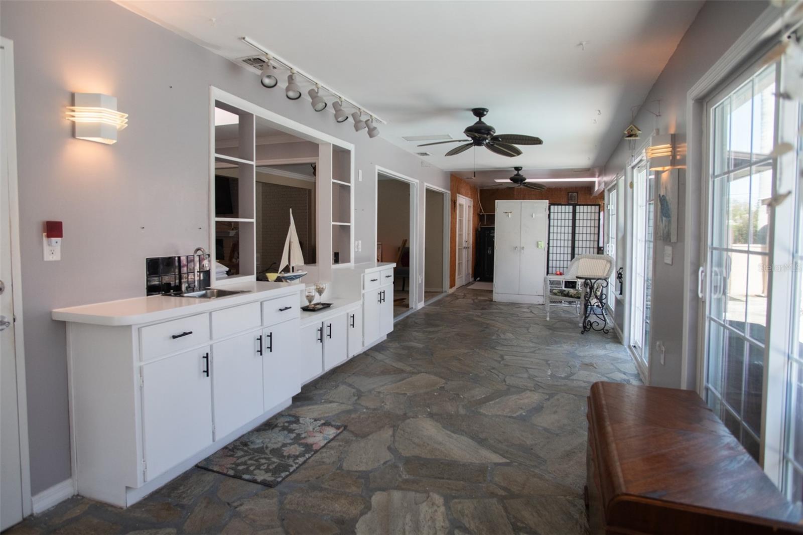 Image 20 of 46 For 230 Planter Road