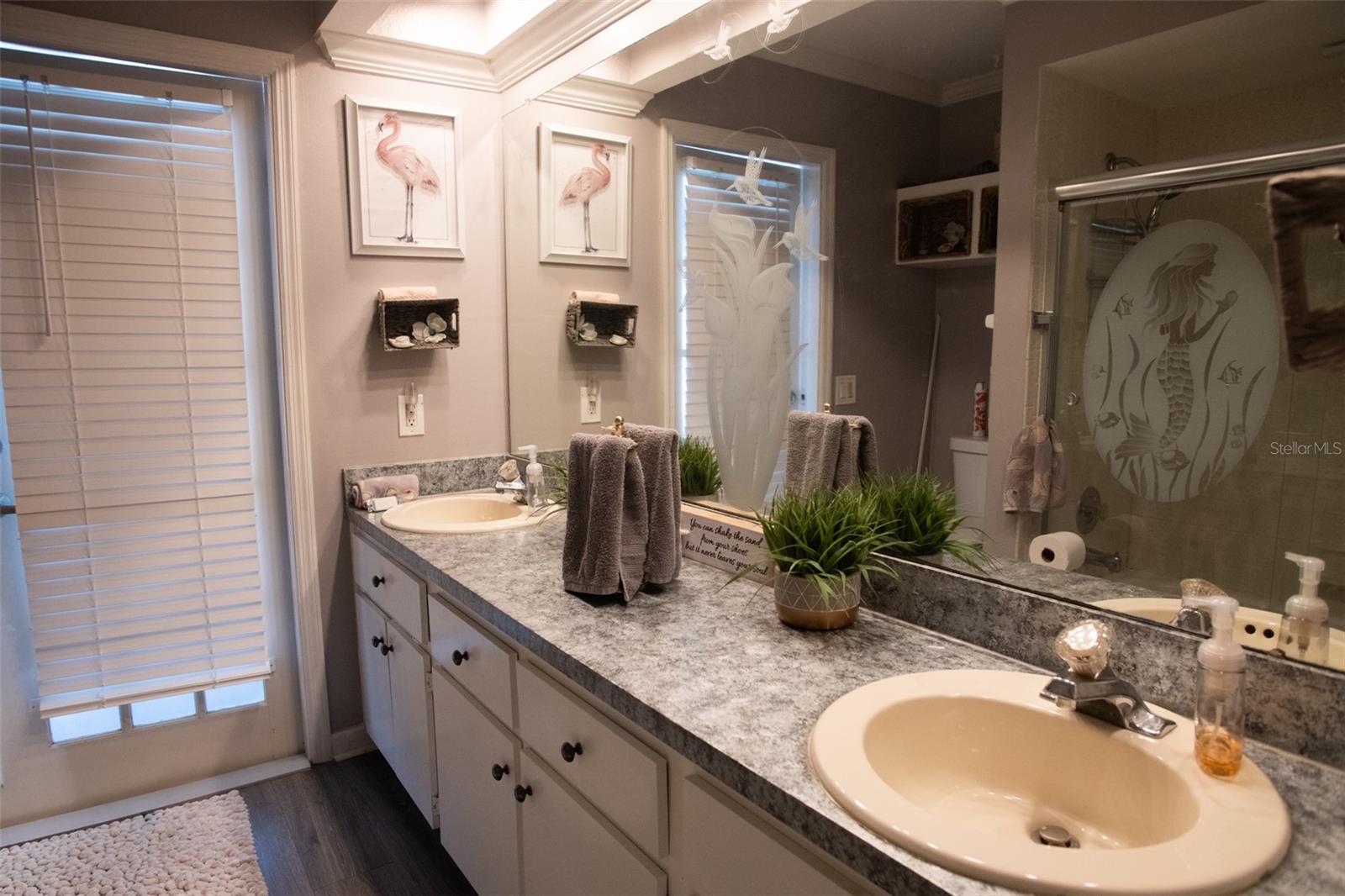 Image 28 of 46 For 230 Planter Road