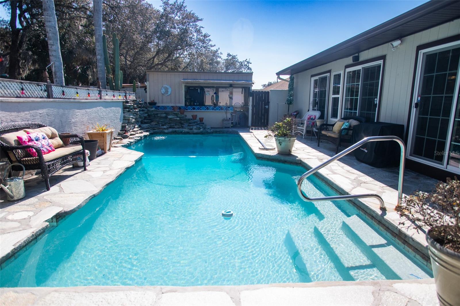 Image 31 of 46 For 230 Planter Road