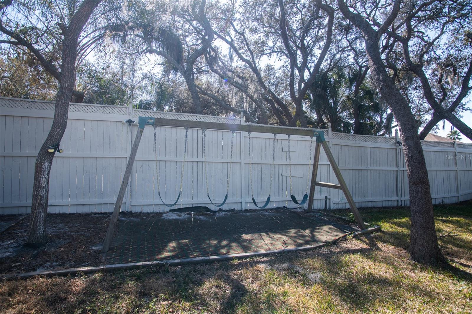 Image 40 of 46 For 230 Planter Road