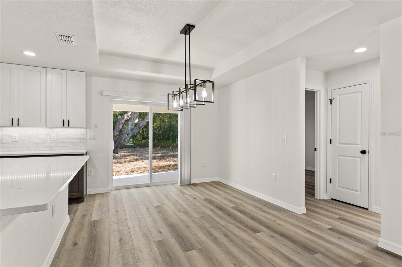 Image 14 of 40 For 7414 Balsam Street